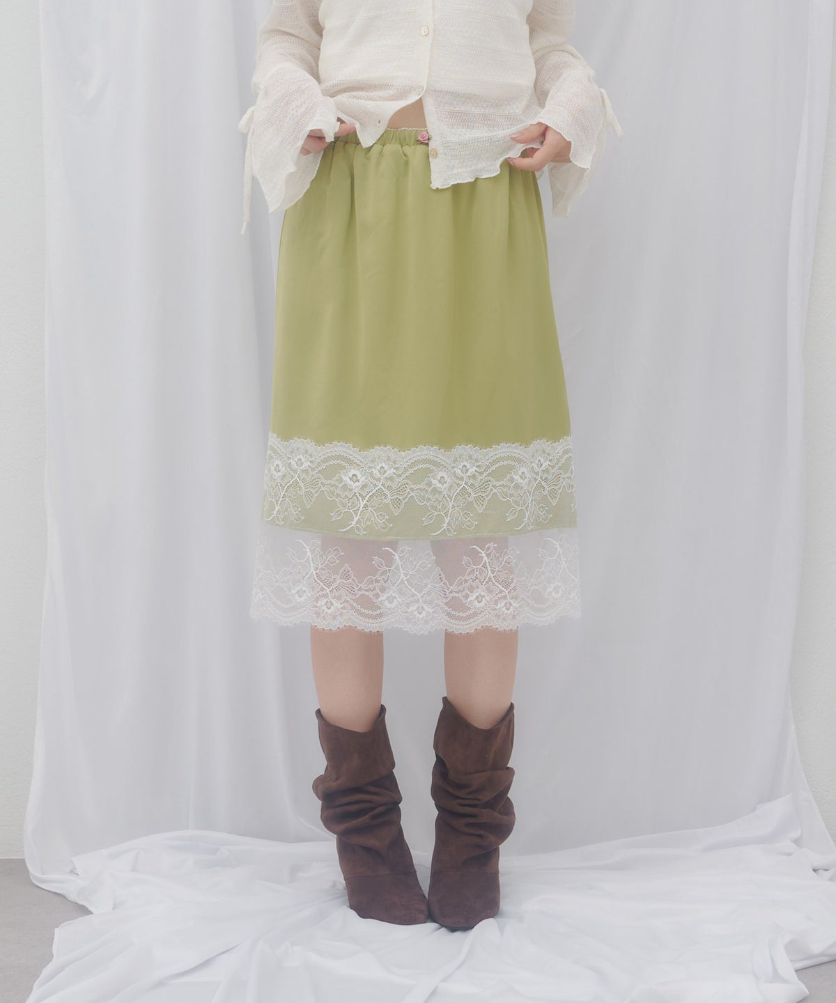 （sale 至9/21 22:00）Discoat umm. 蕾絲拼接緞面裙