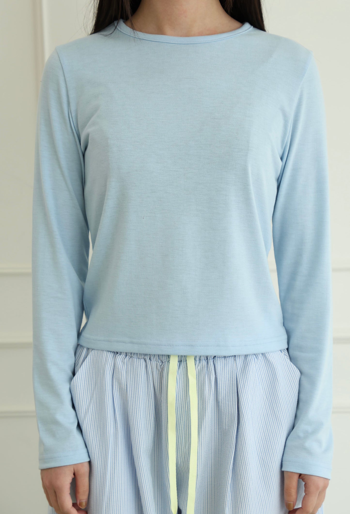Skin-friendly long-sleeved inner top