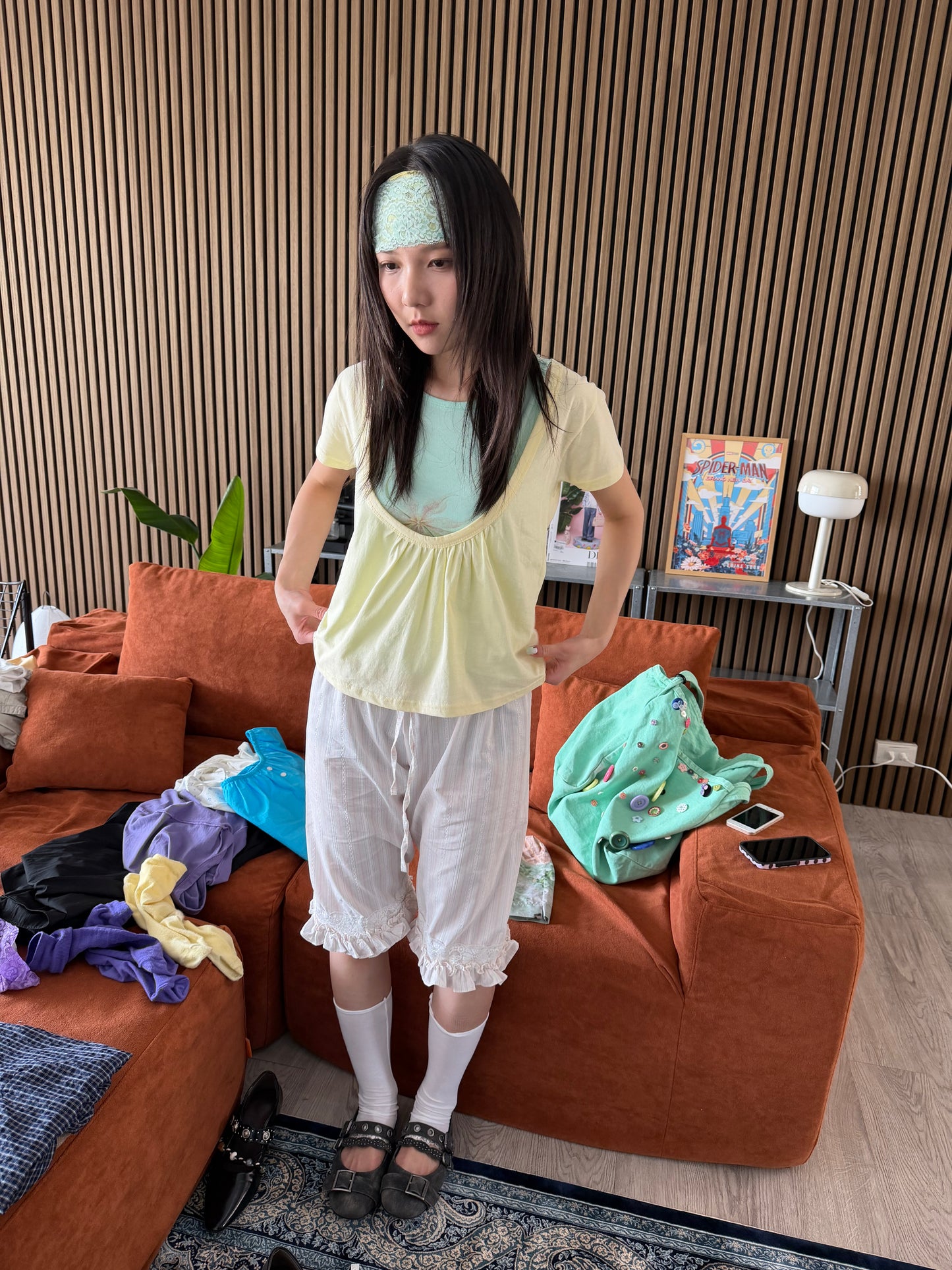 U-neck cotton top