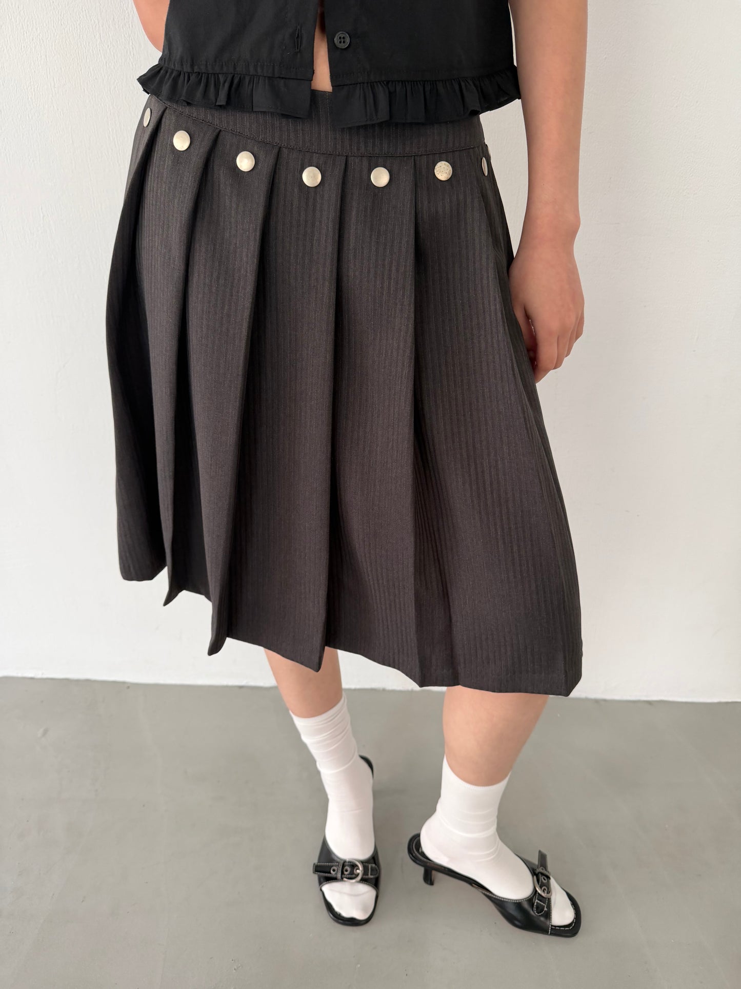 Studded striped suit pleated skirt