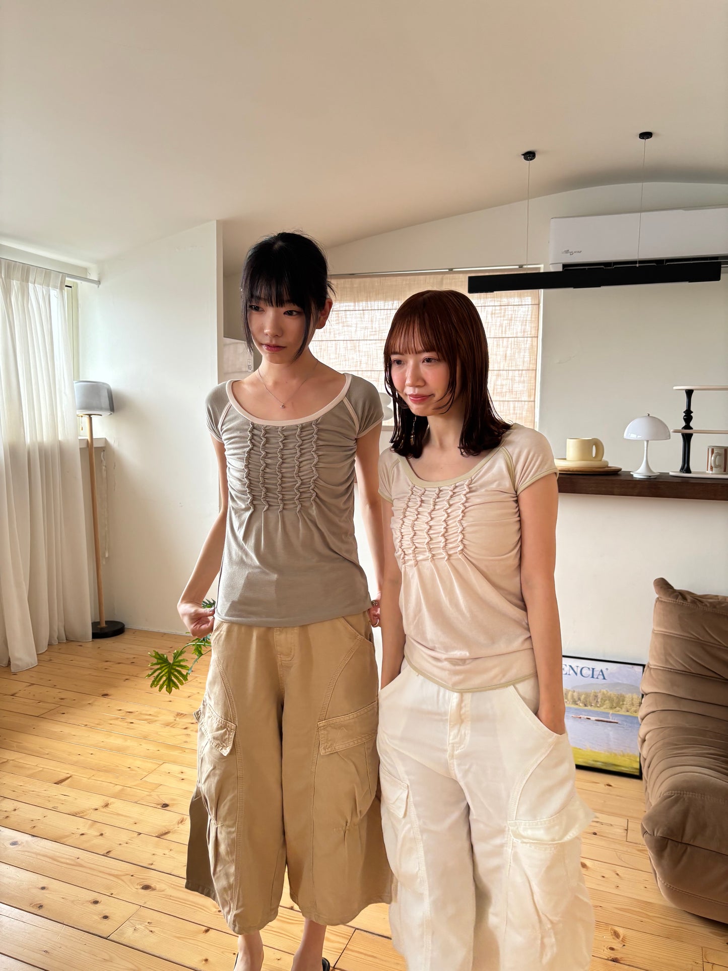 Contrast Trim Ruched Top