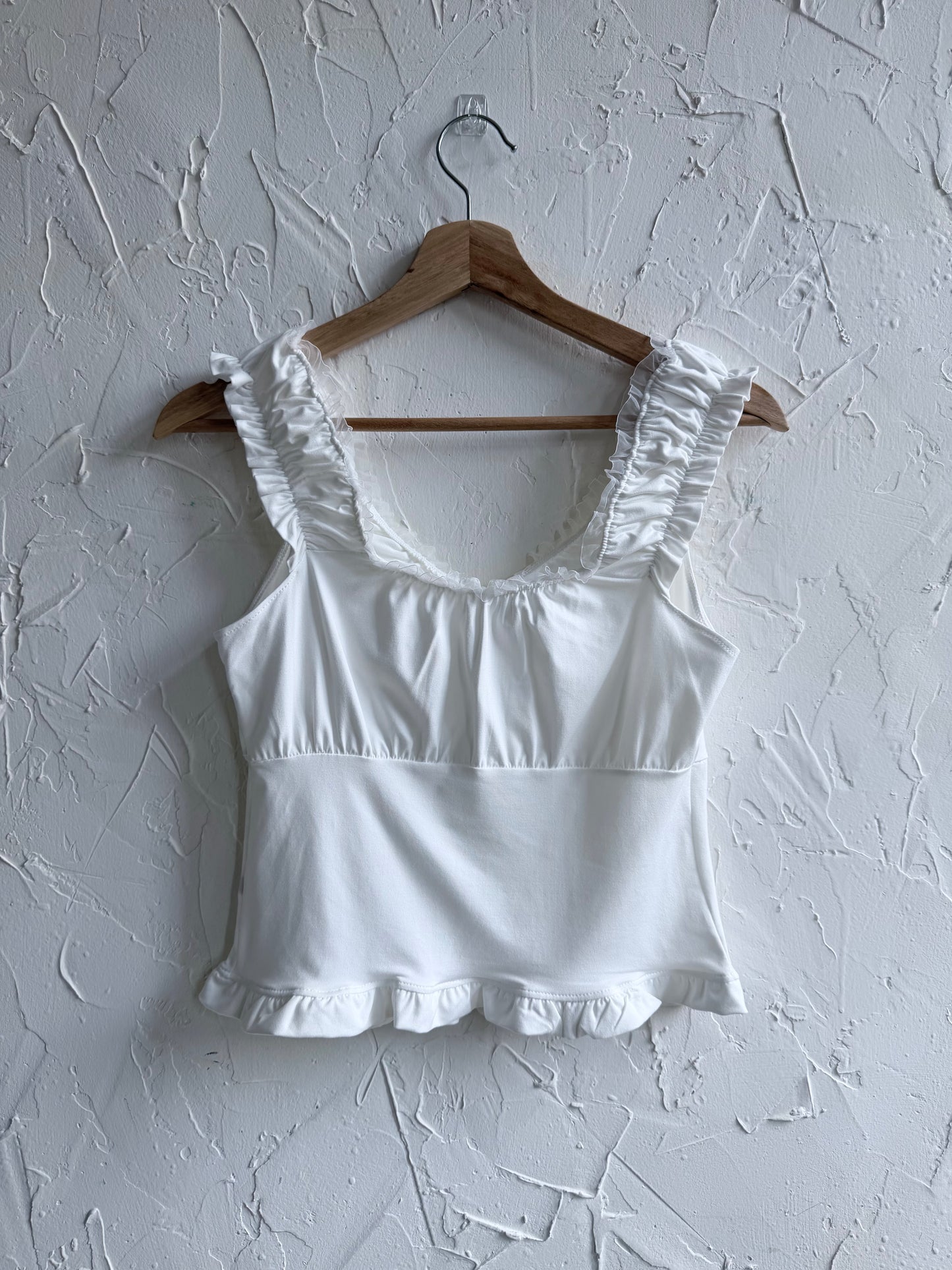 Elastic ruched lace top