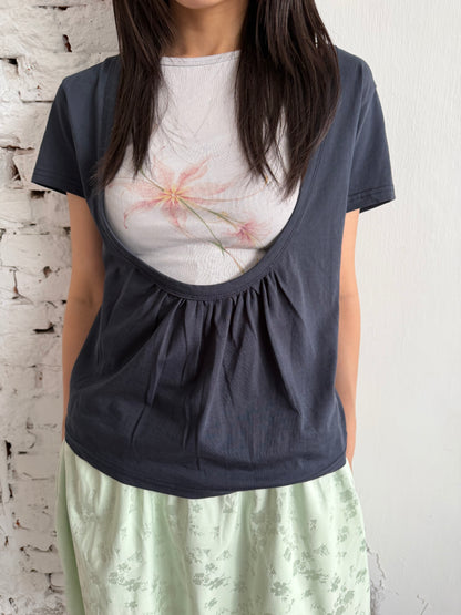 U-neck cotton top