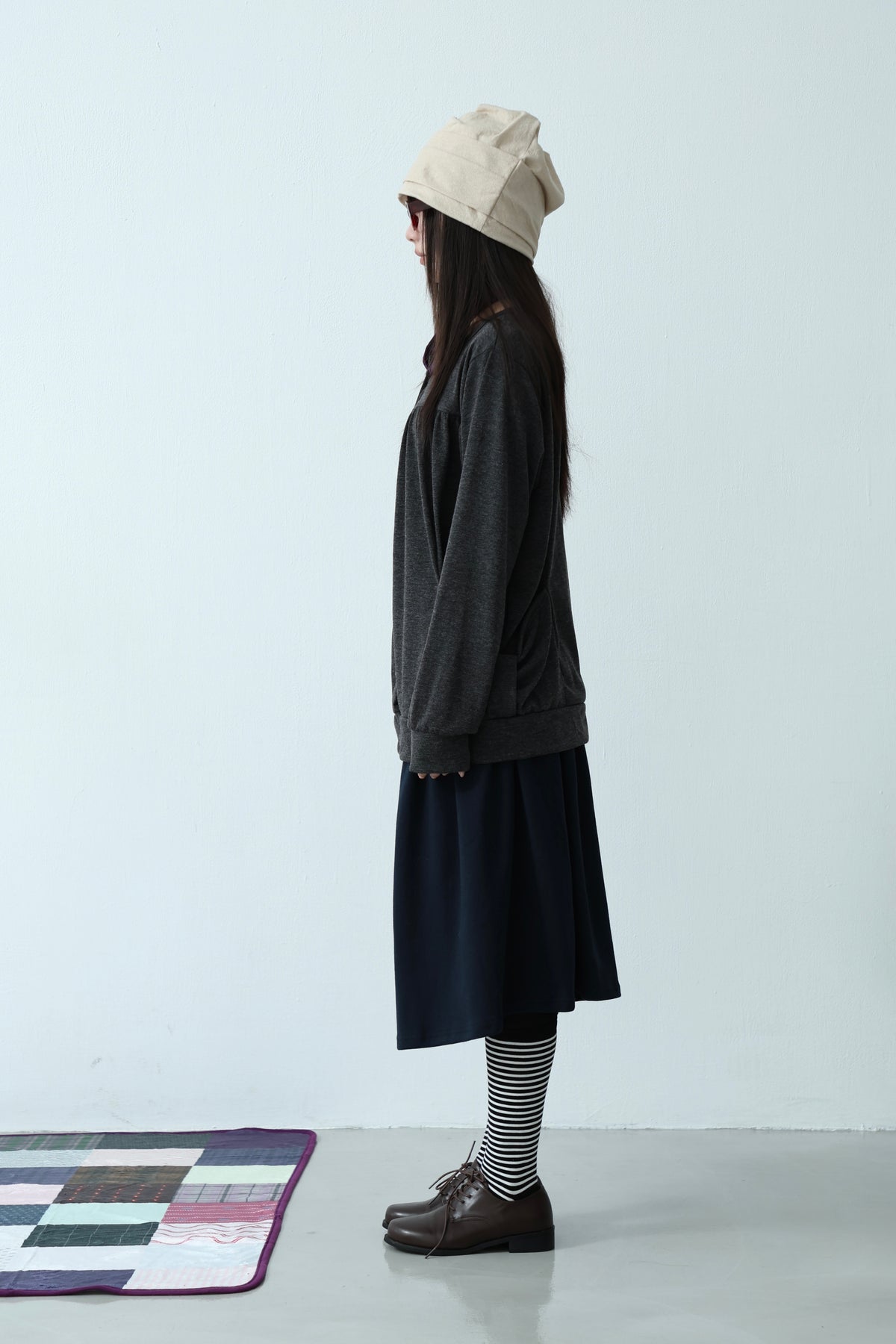 Open collar with bow and bow