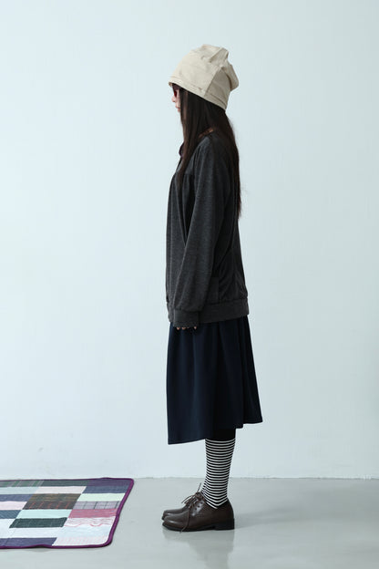Open collar with bow and bow