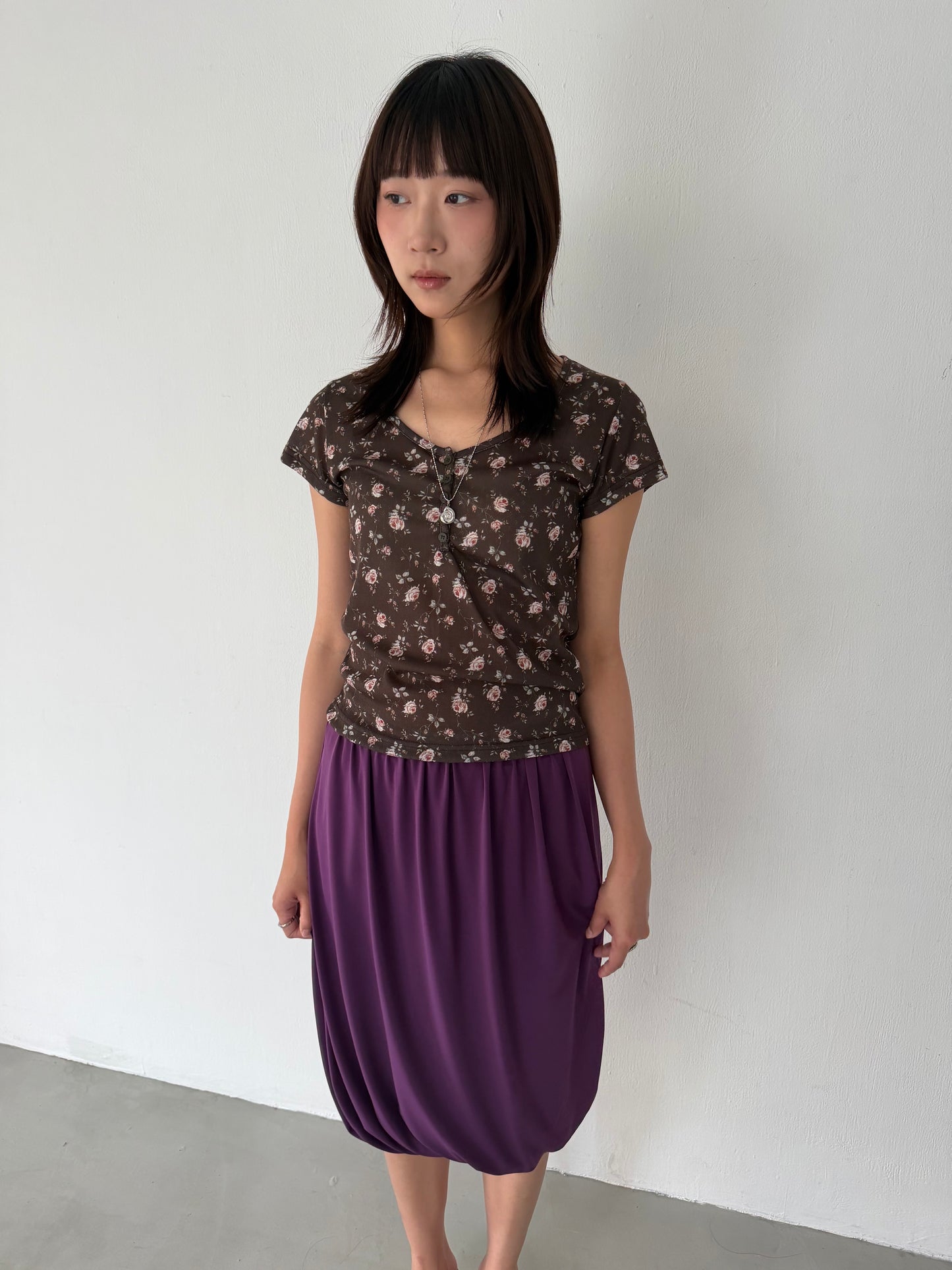 Elastic tulip midi skirt