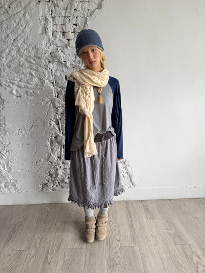 Lace-trimmed tie-up thin top