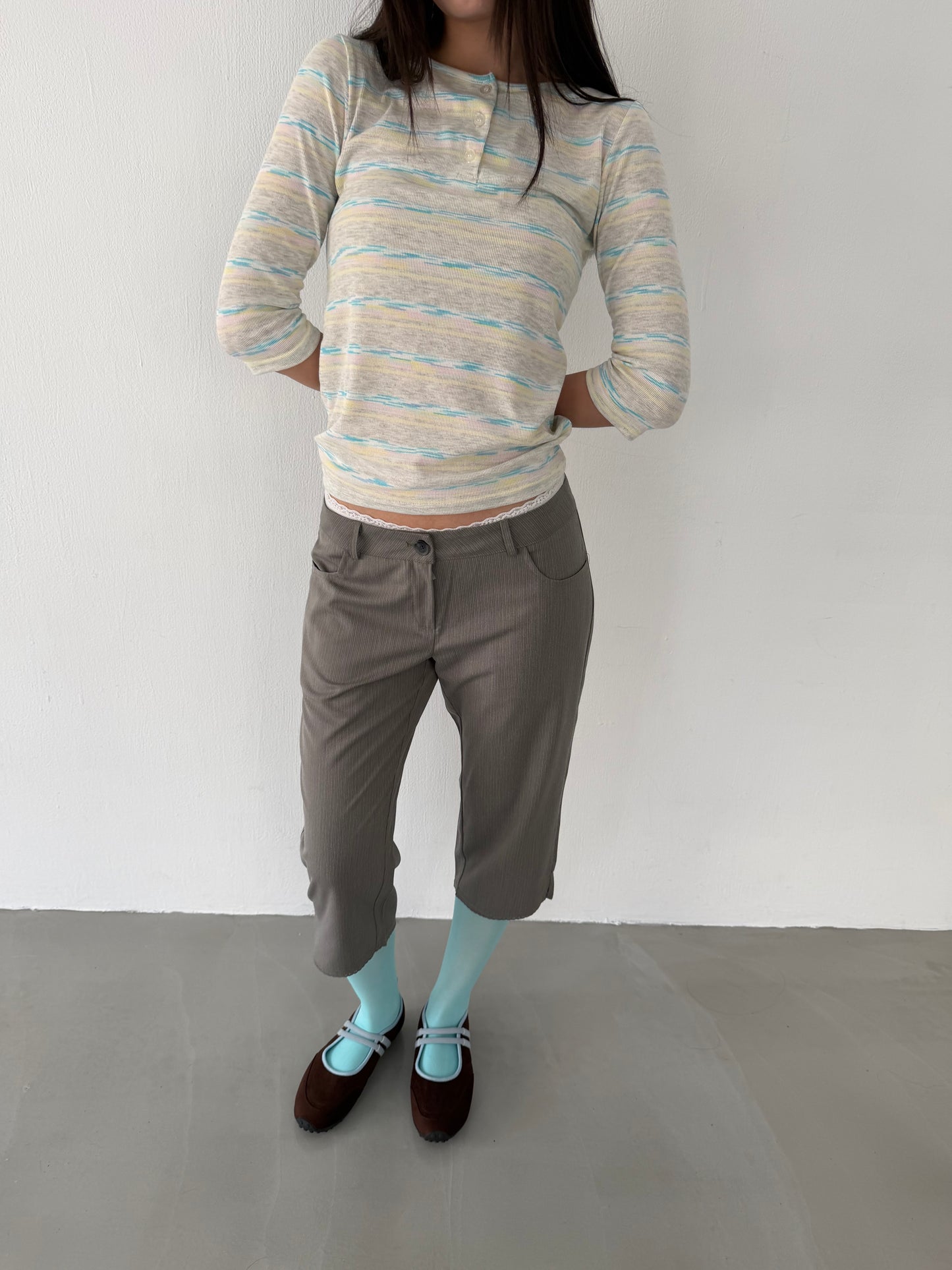 Suit lace capri pants