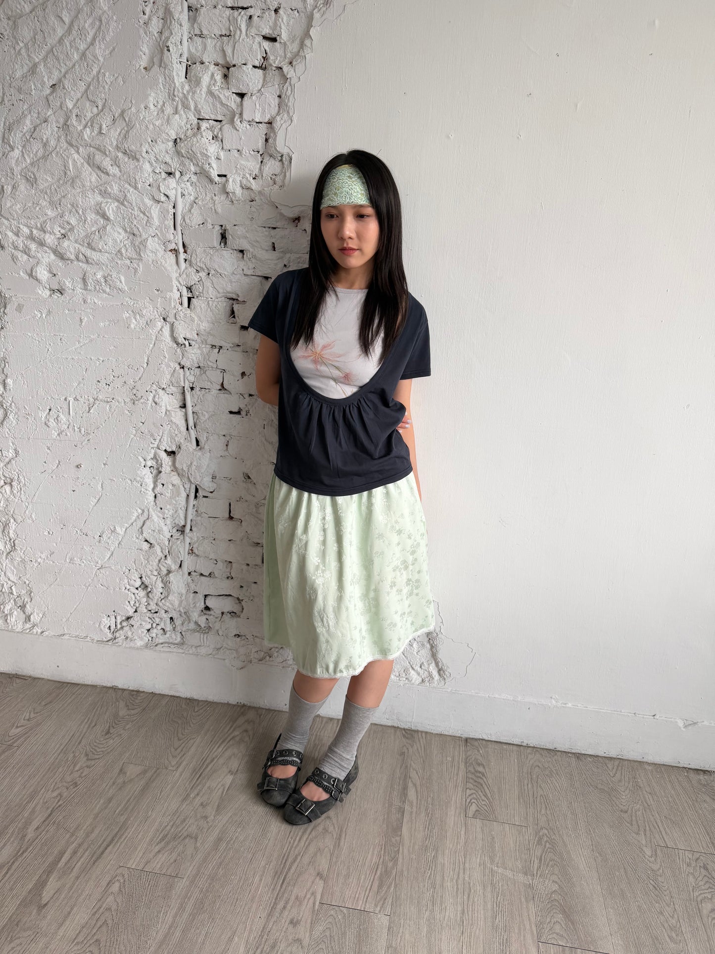 U-neck cotton top