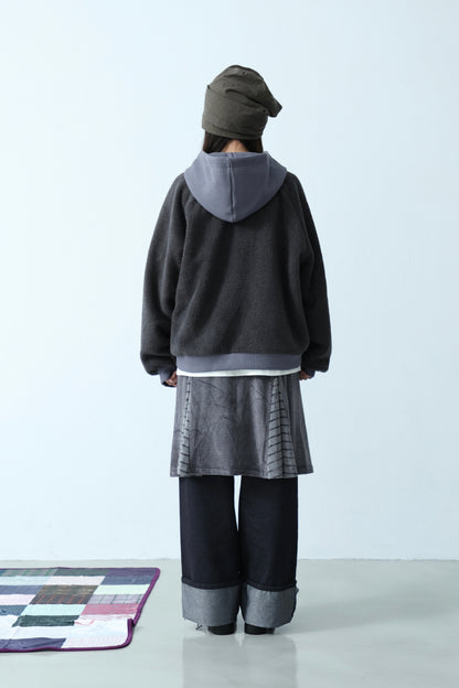 Hooded jacket with mixed materials