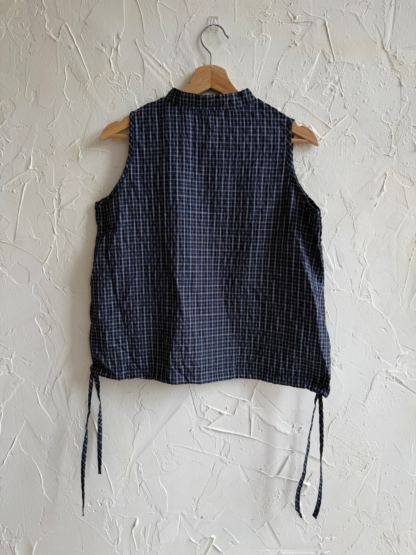 Checkered button pocket vest