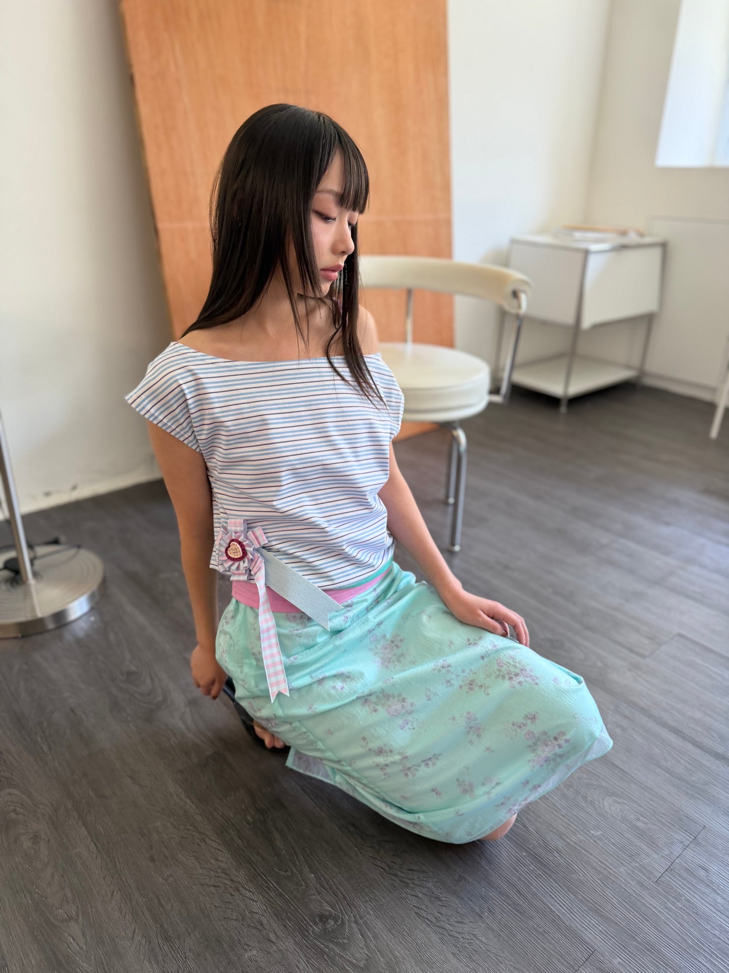 Sheer floral straight skirt