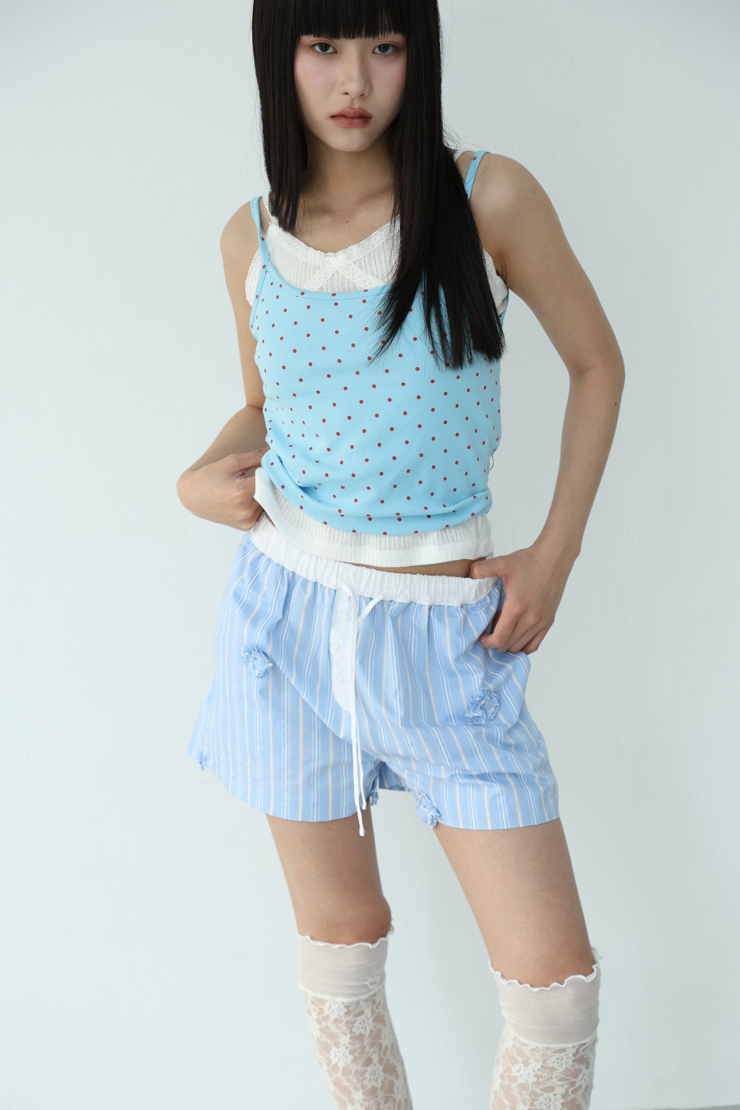 Straight stripe button shorts