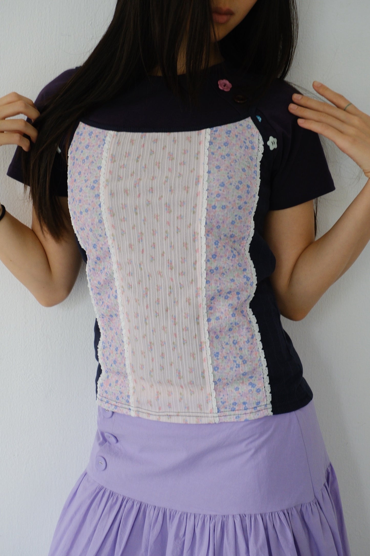 Cute button t-shirt