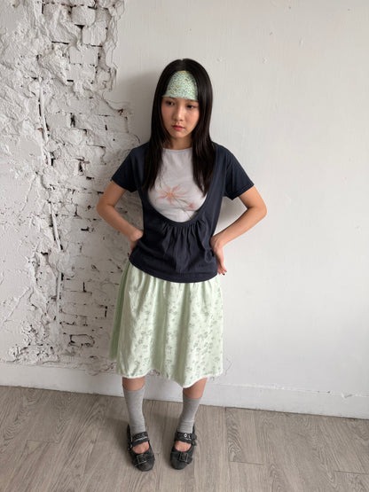 U-neck cotton top