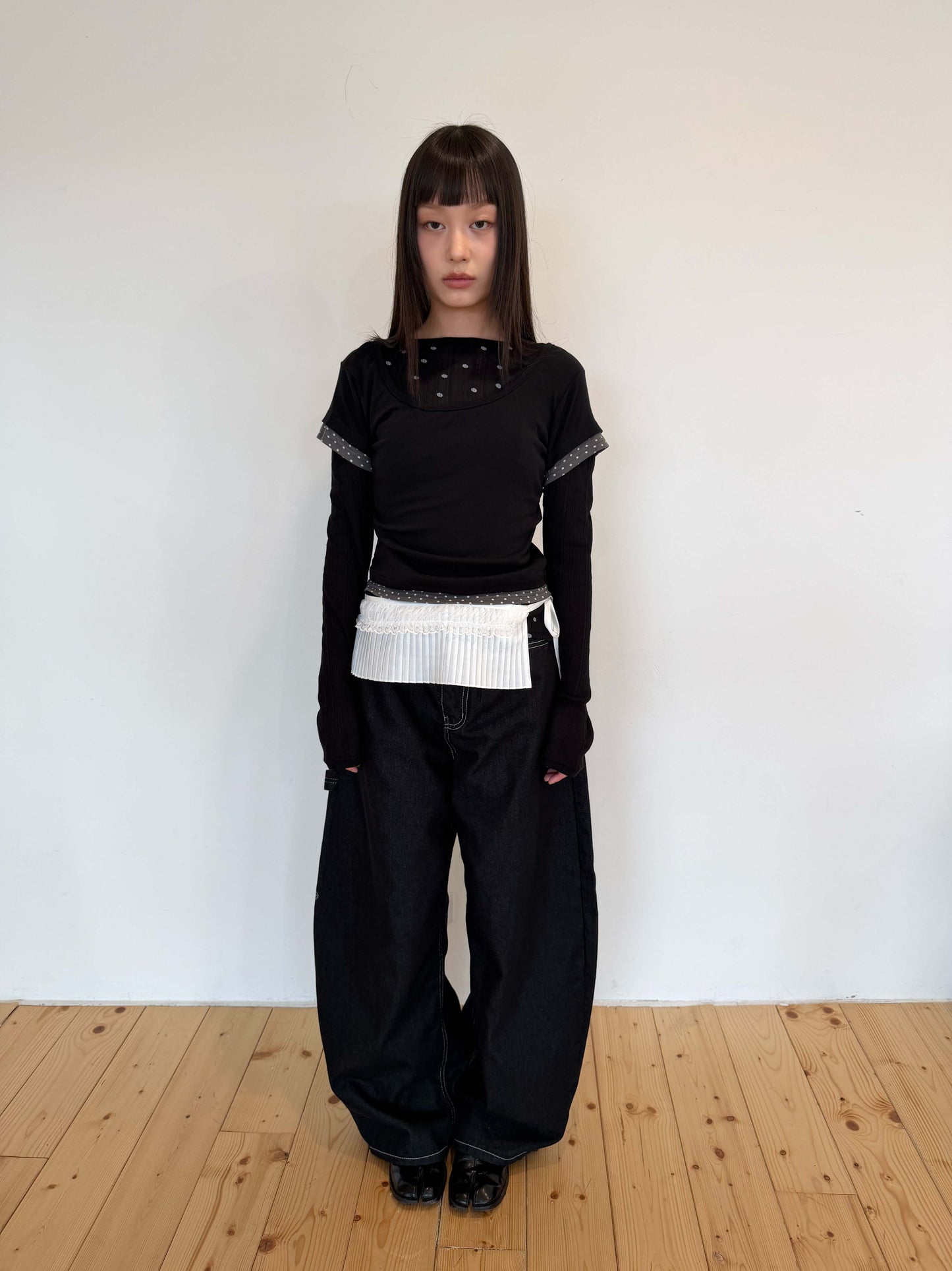 Embroidered loose-fitting work jeans