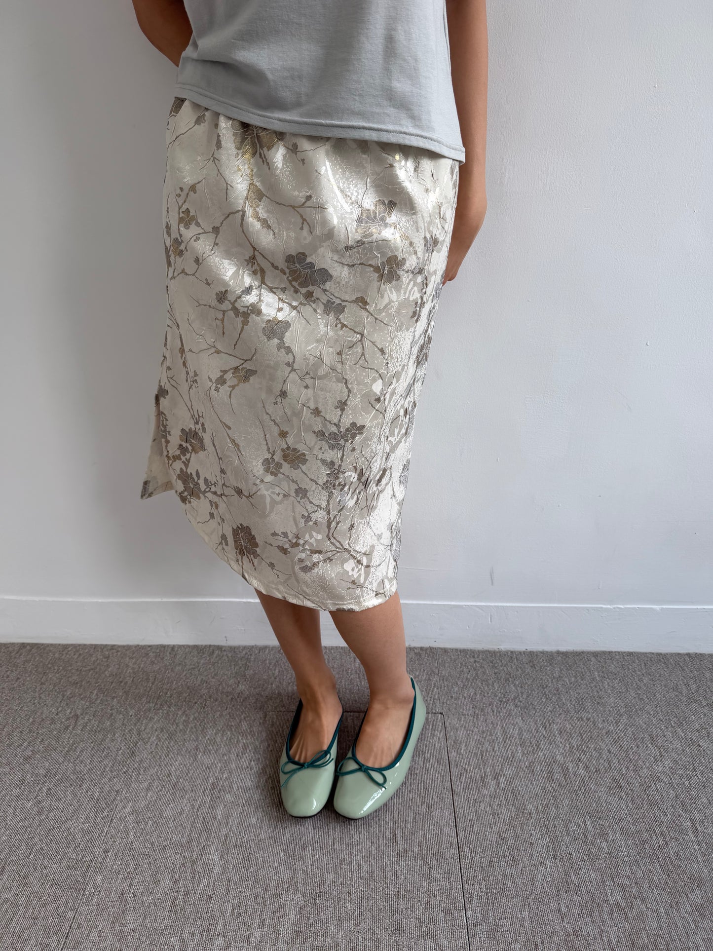 Floral Textured Midi Skirt