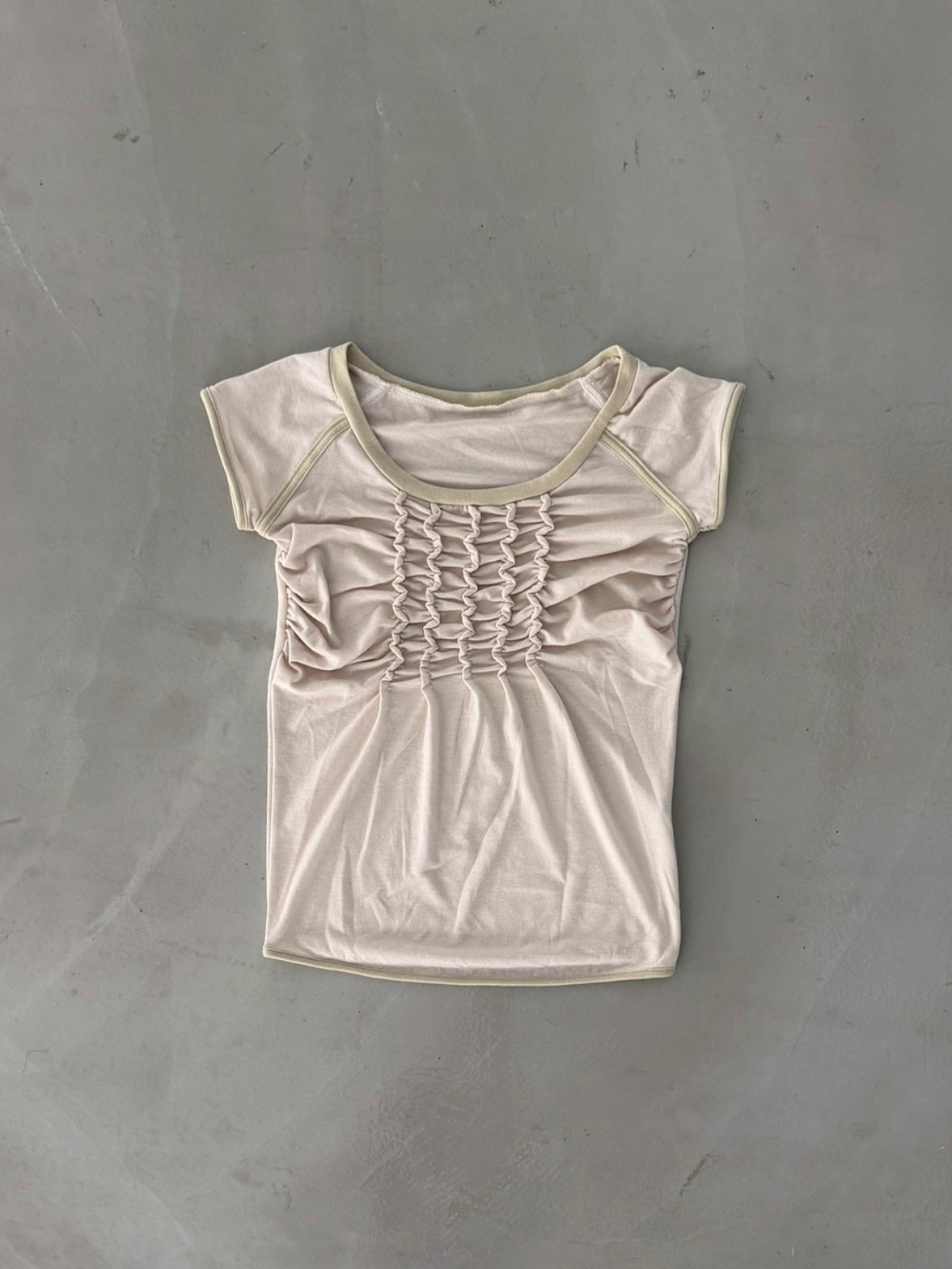 Contrast Trim Ruched Top