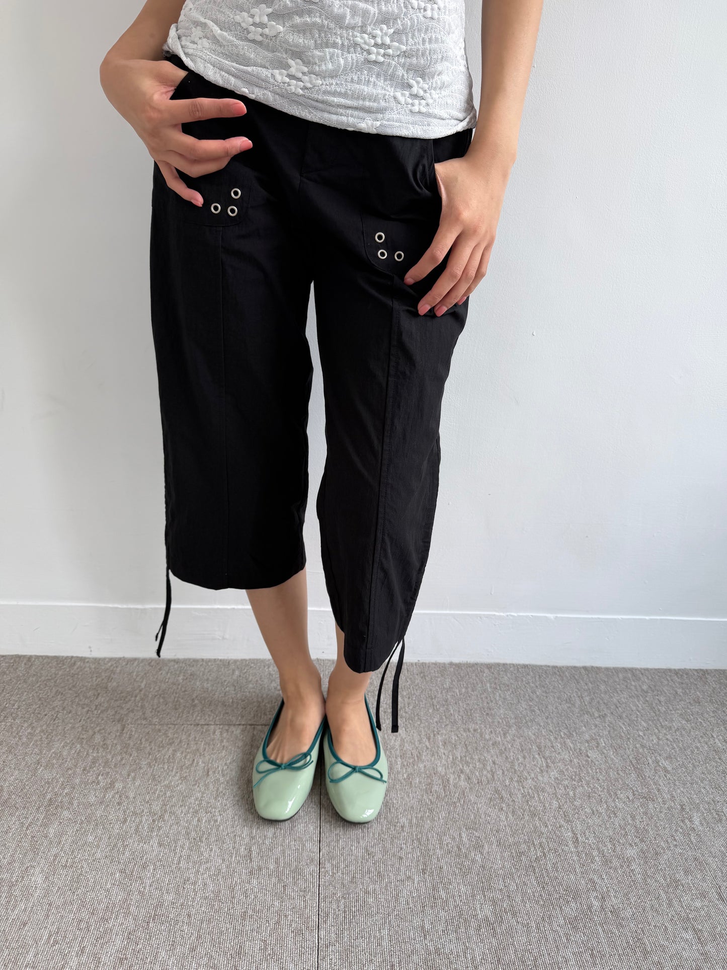 Studded Eyelet Capri Pants