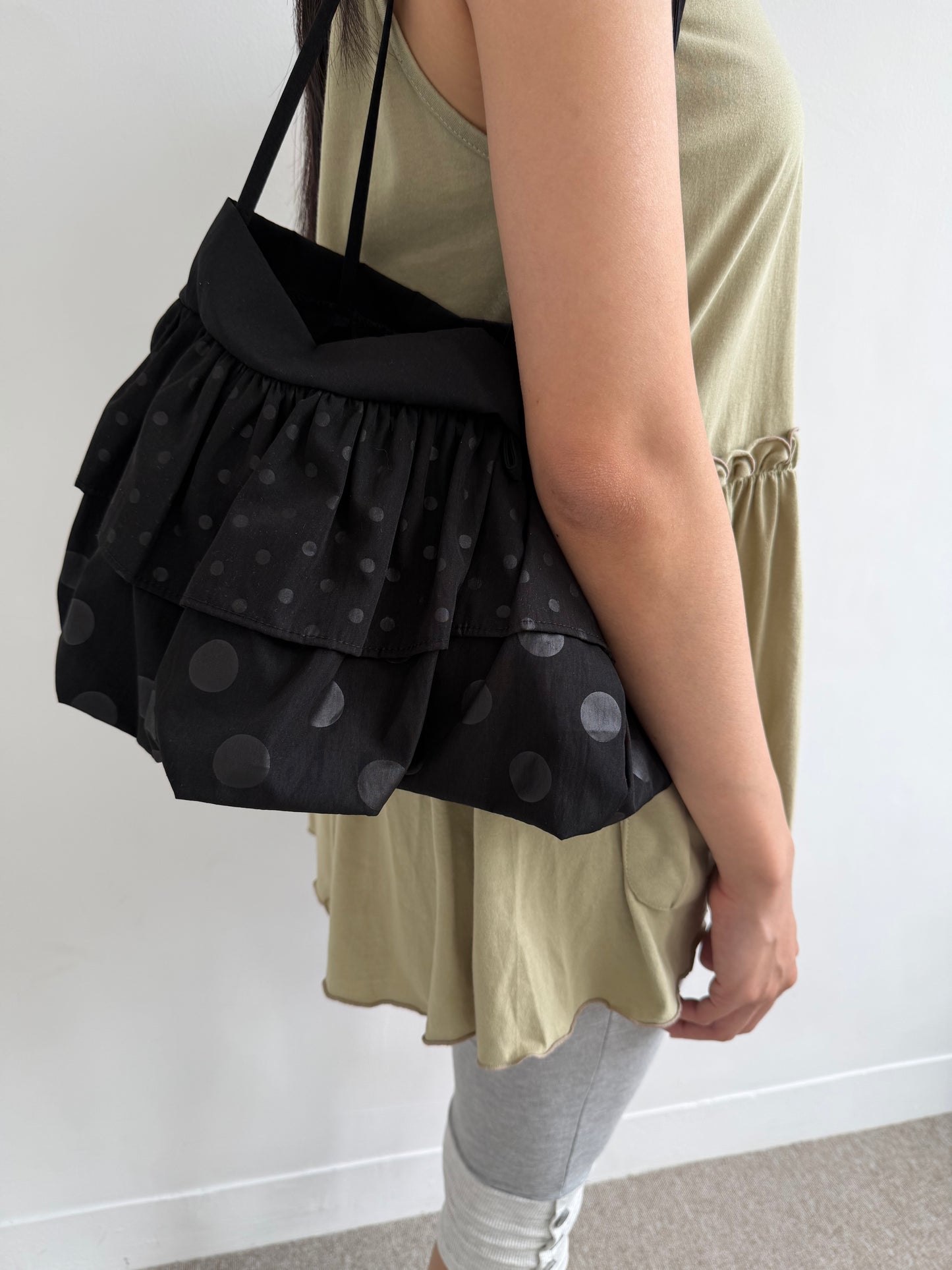 Cake-patterned polka dot side bag
