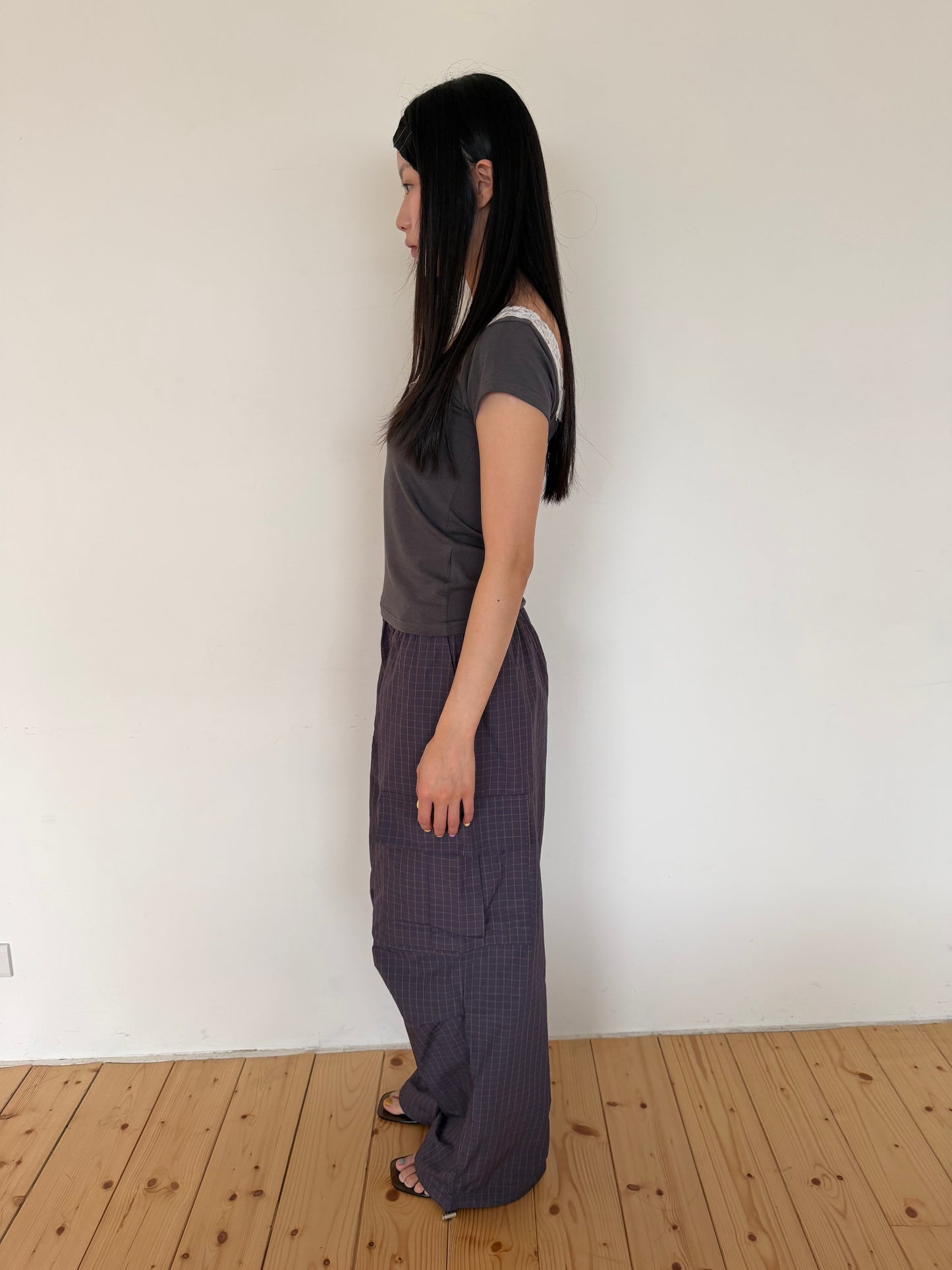 Layered Waist Grid Cargo Pants