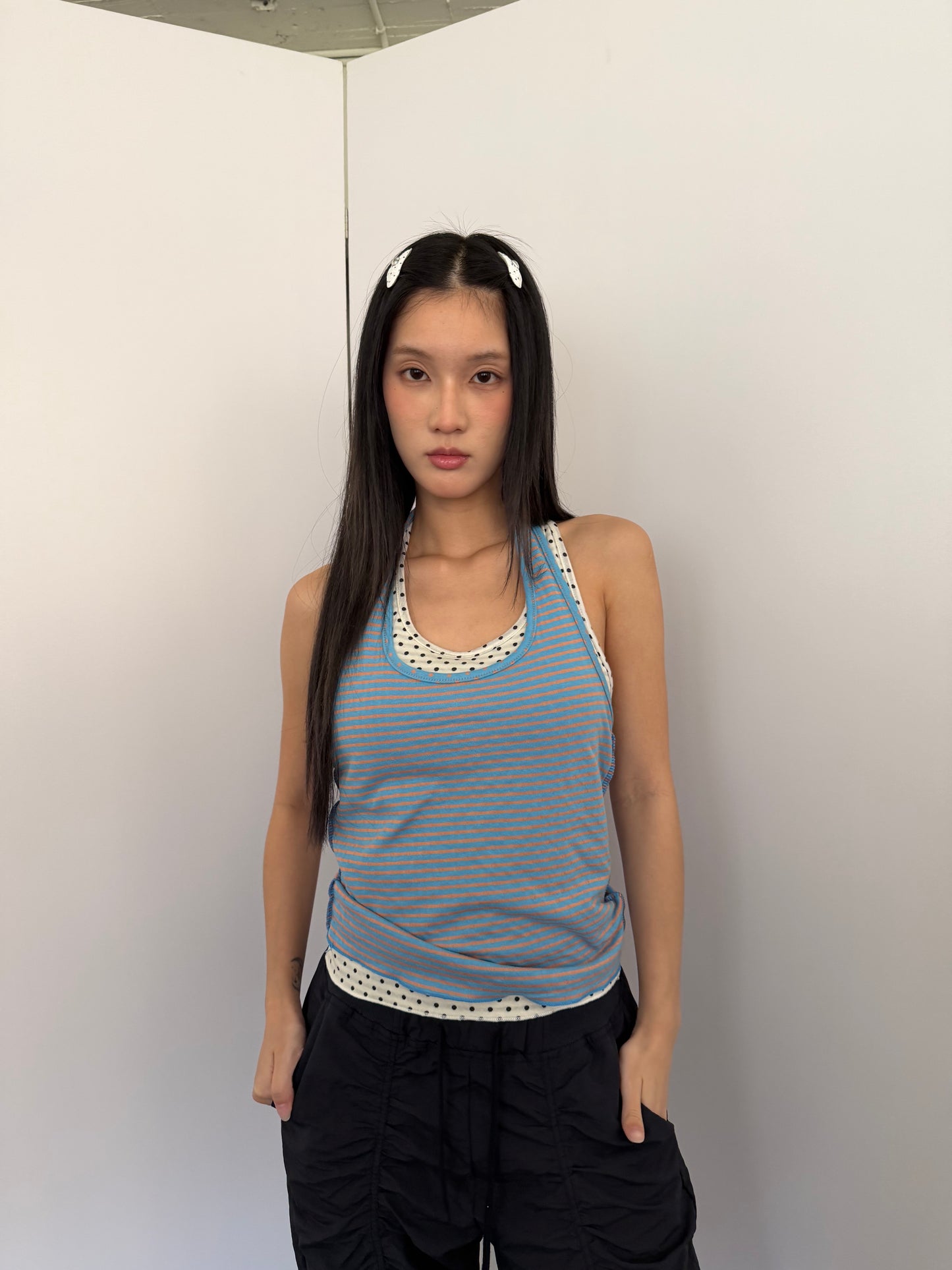 圓點條紋掛脖上衣