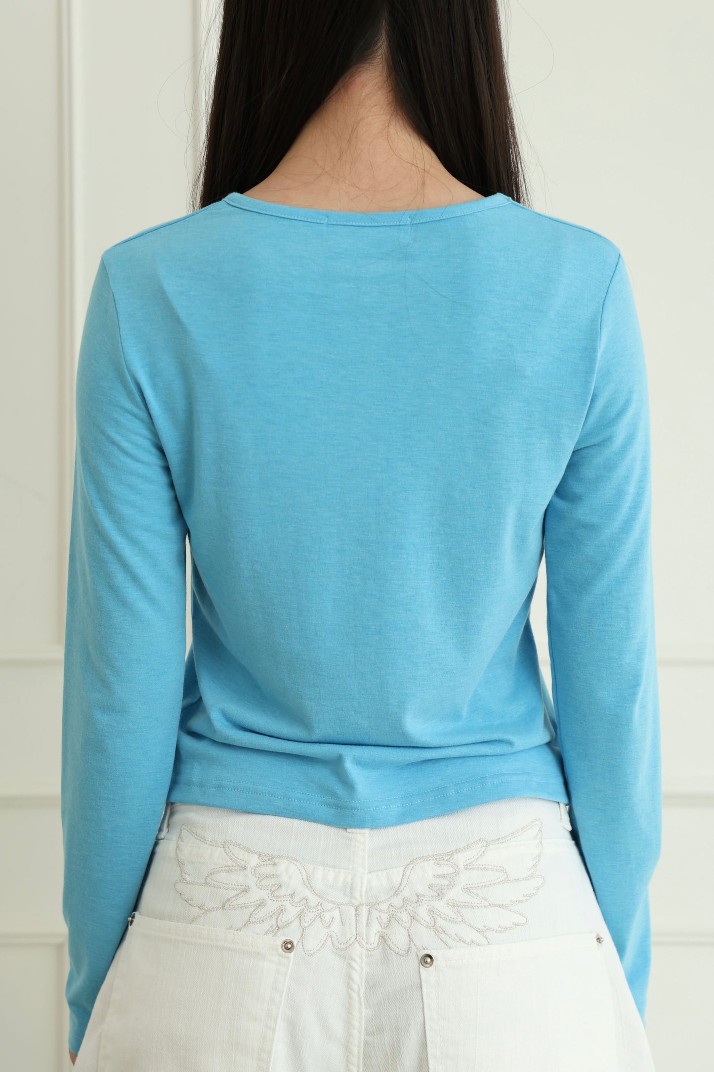 Skin-friendly long-sleeved inner top