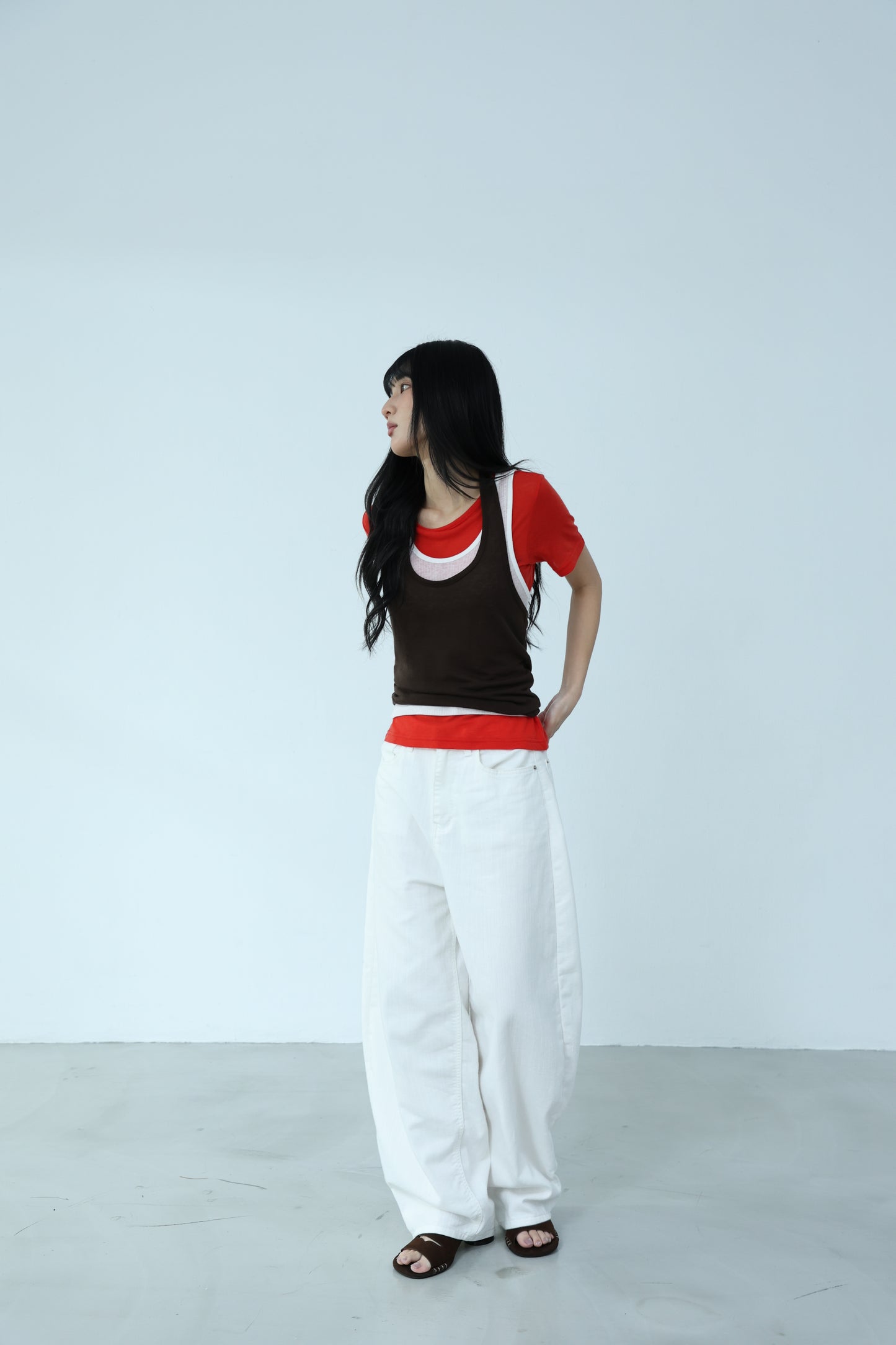 Thin halter neck vest （繞脖背心）