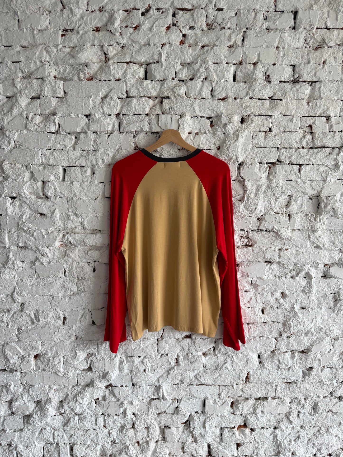 Loose-fitting patchwork long-sleeved top