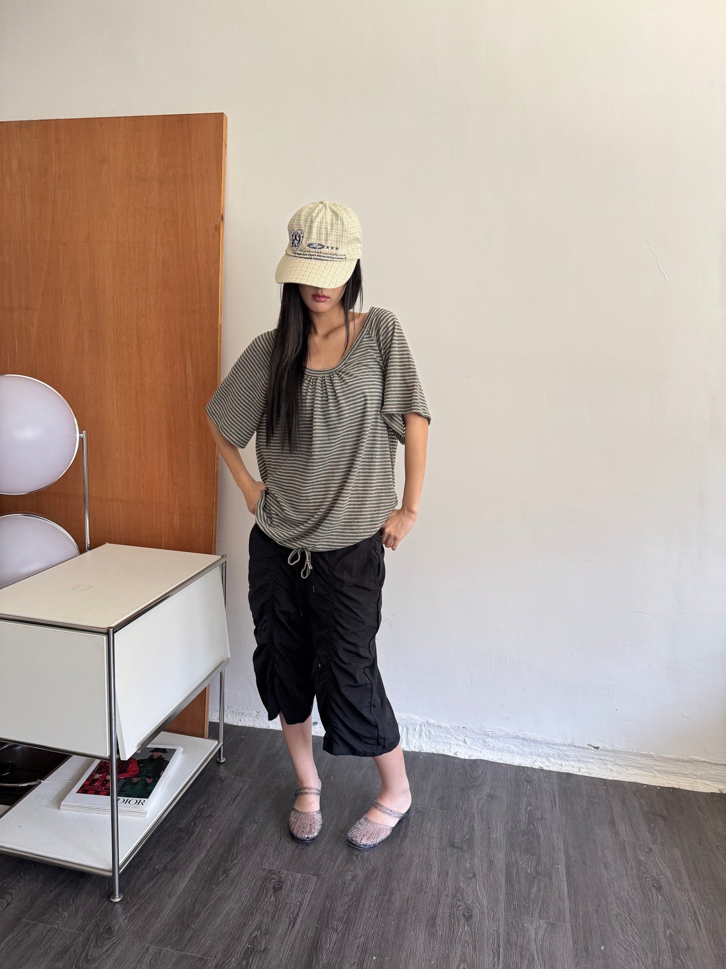 Crinkled Nylon Capri Pants