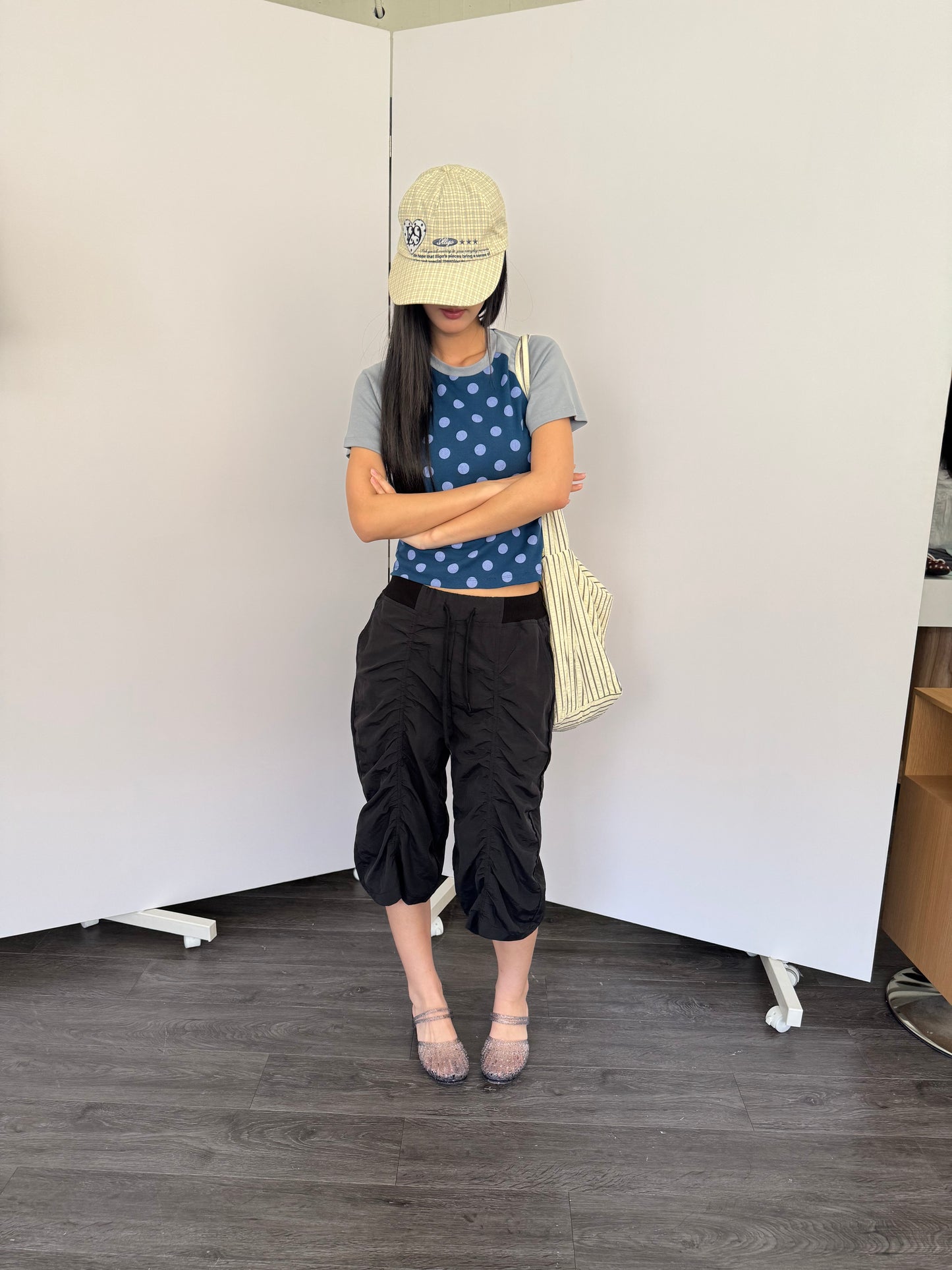 Crinkled Nylon Capri Pants