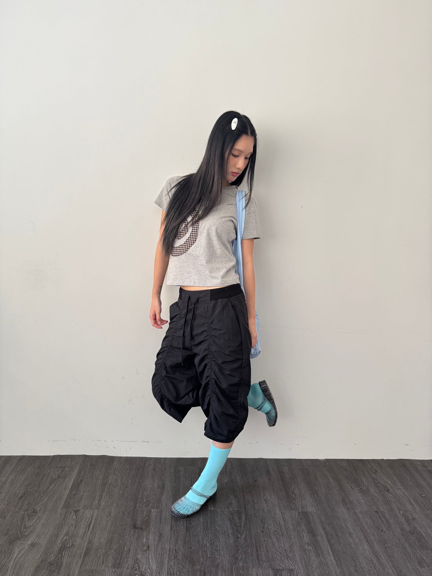 Crinkled Nylon Capri Pants