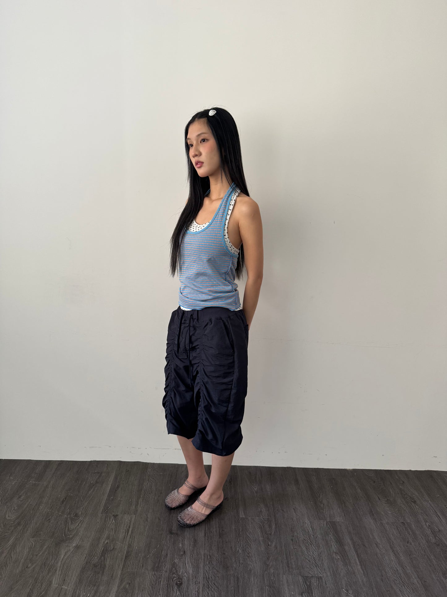 圓點條紋掛脖上衣