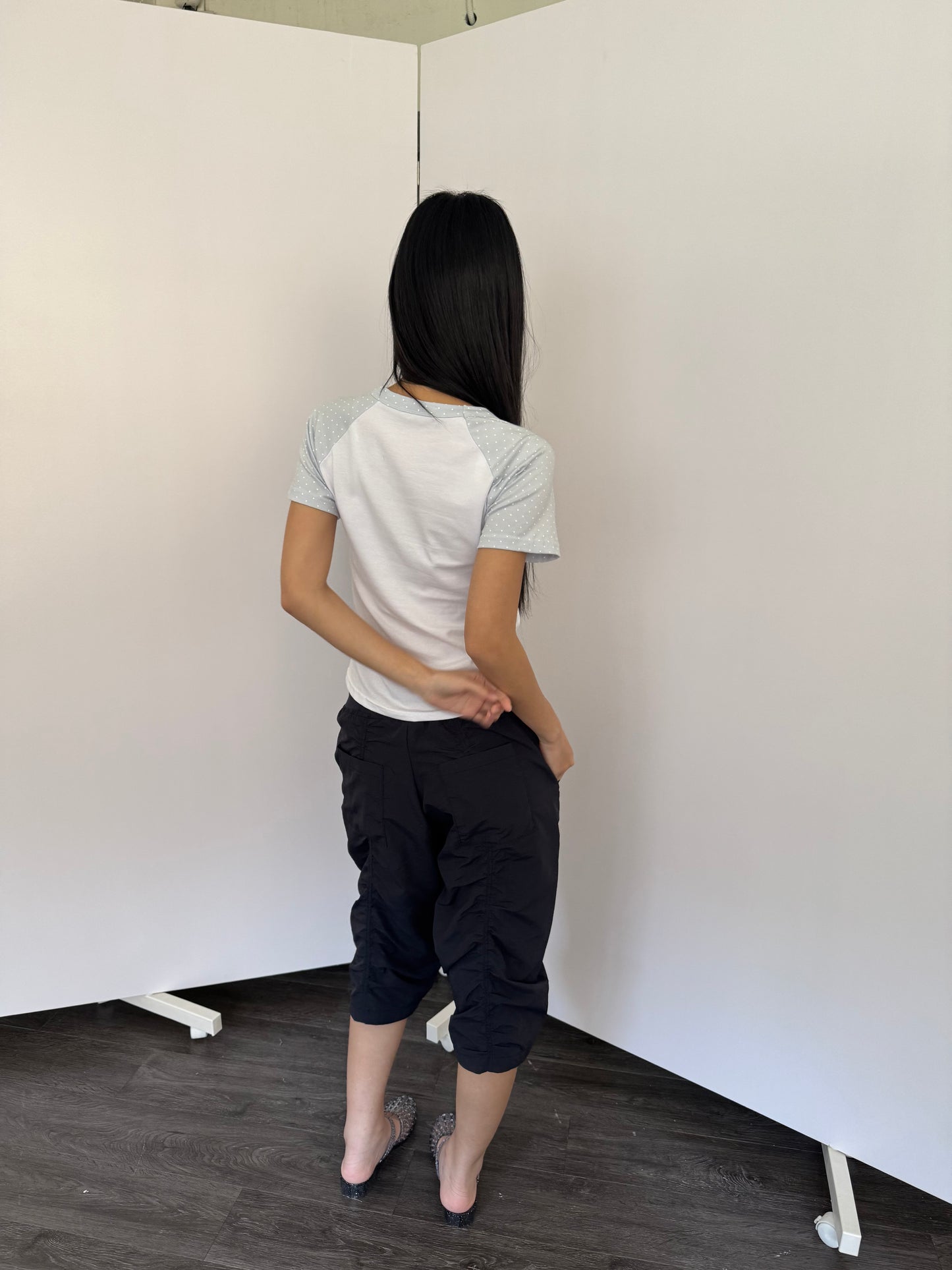 Crinkled Nylon Capri Pants