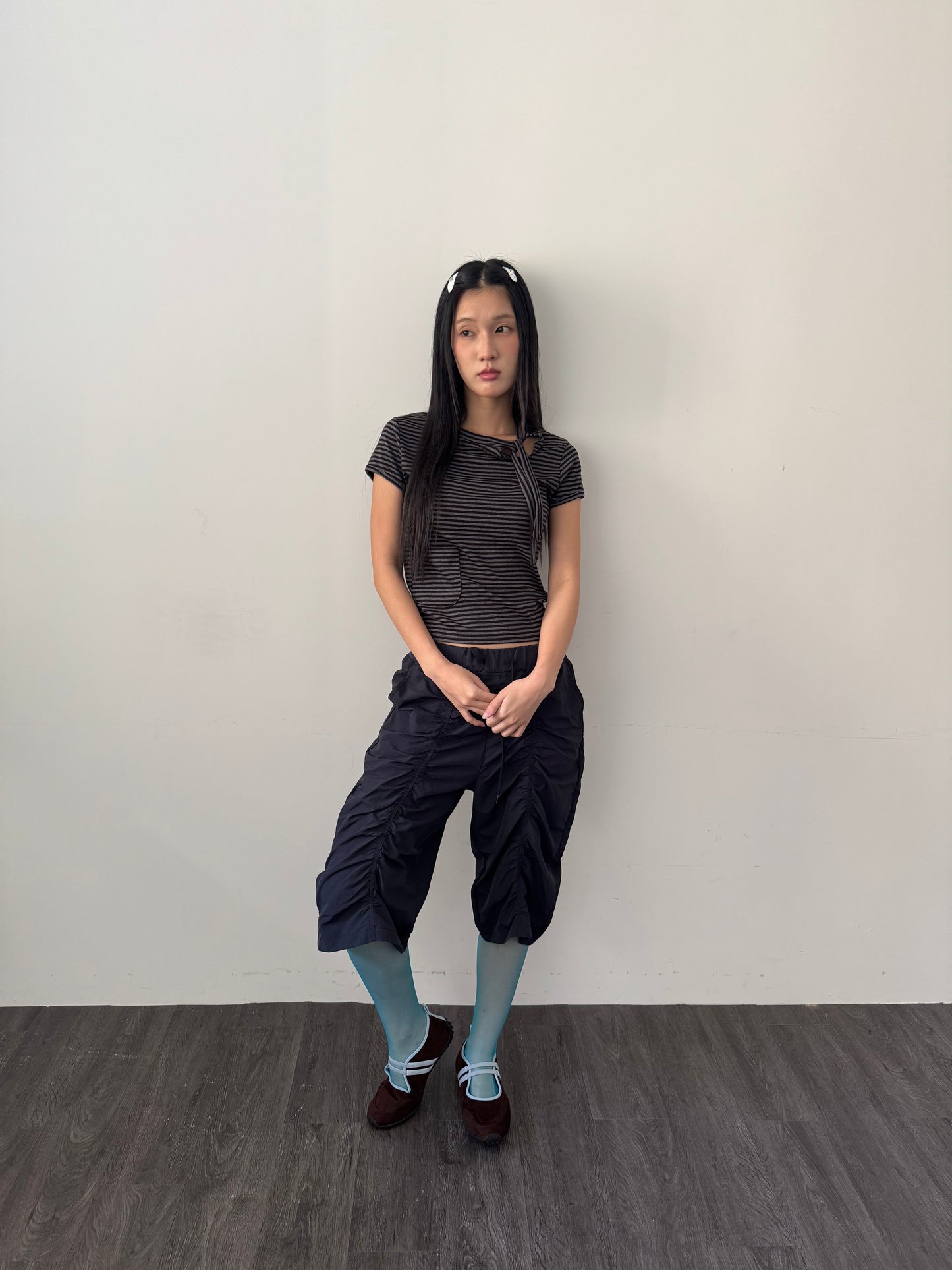 Crinkled Nylon Capri Pants