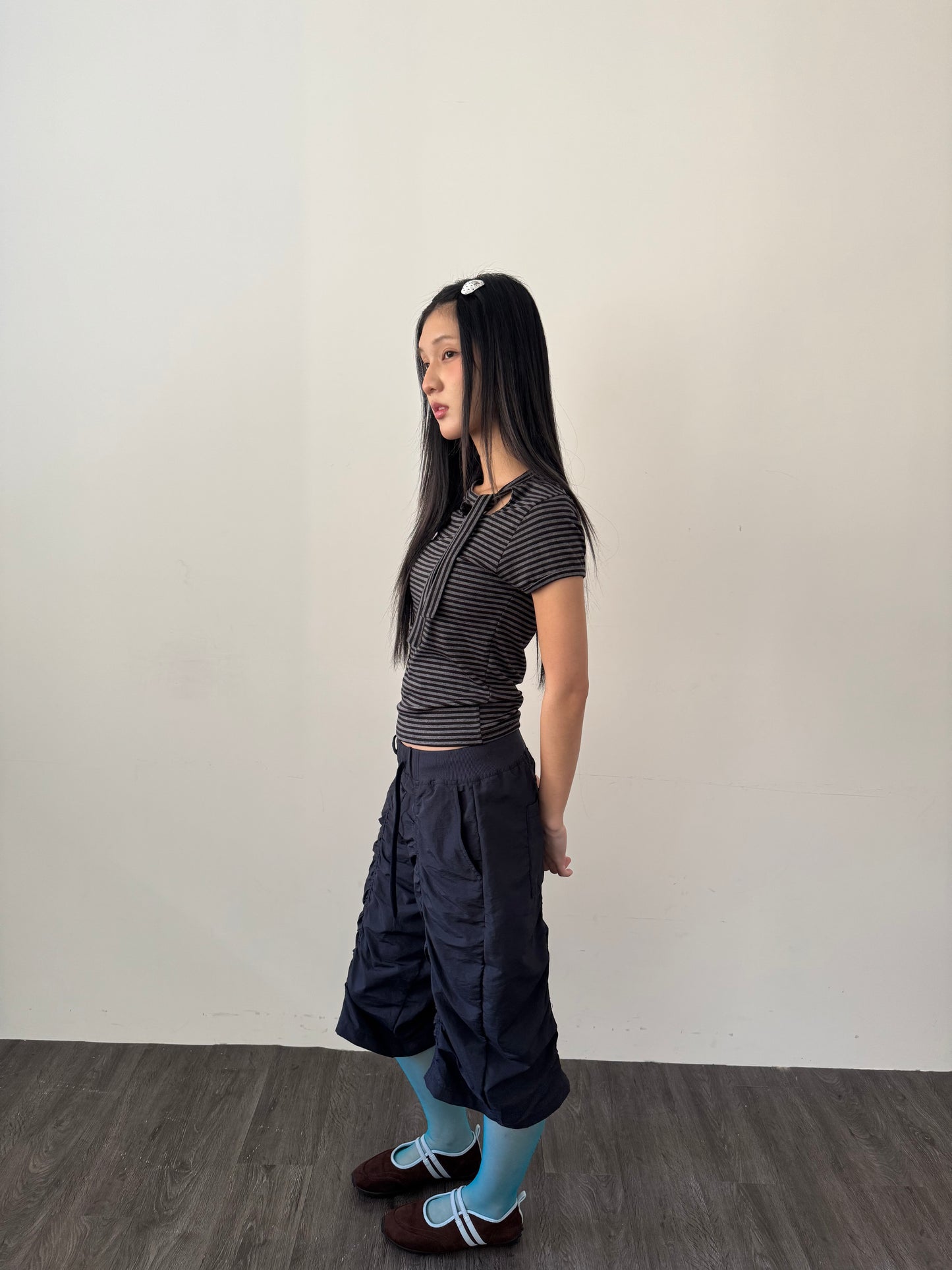 Crinkled Nylon Capri Pants