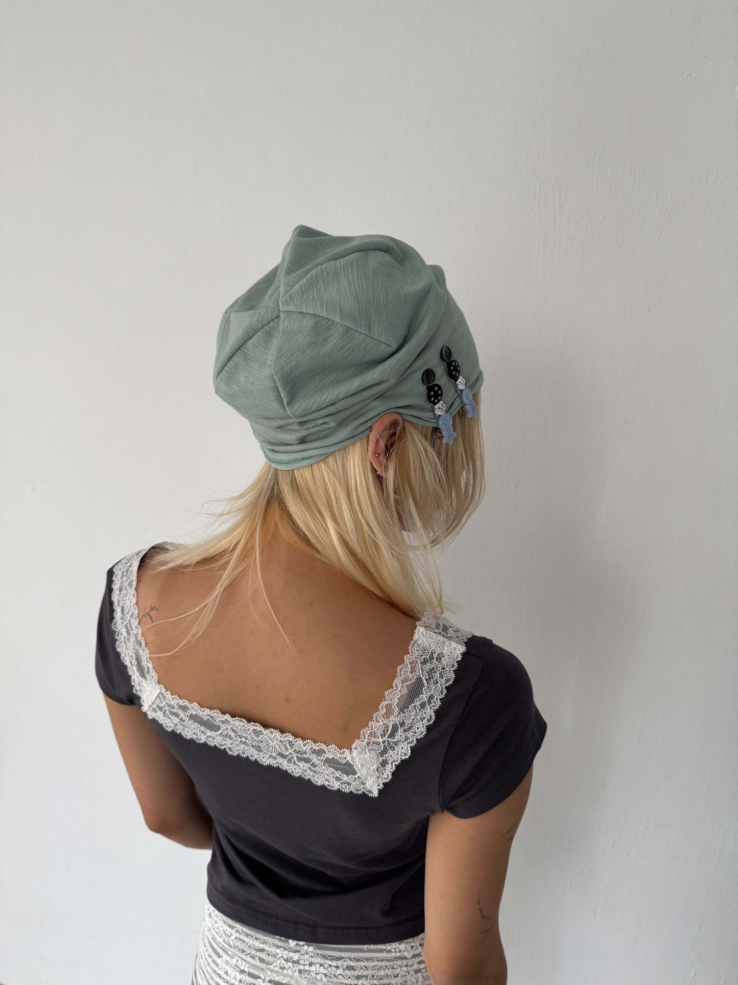 Cooling stacked hat