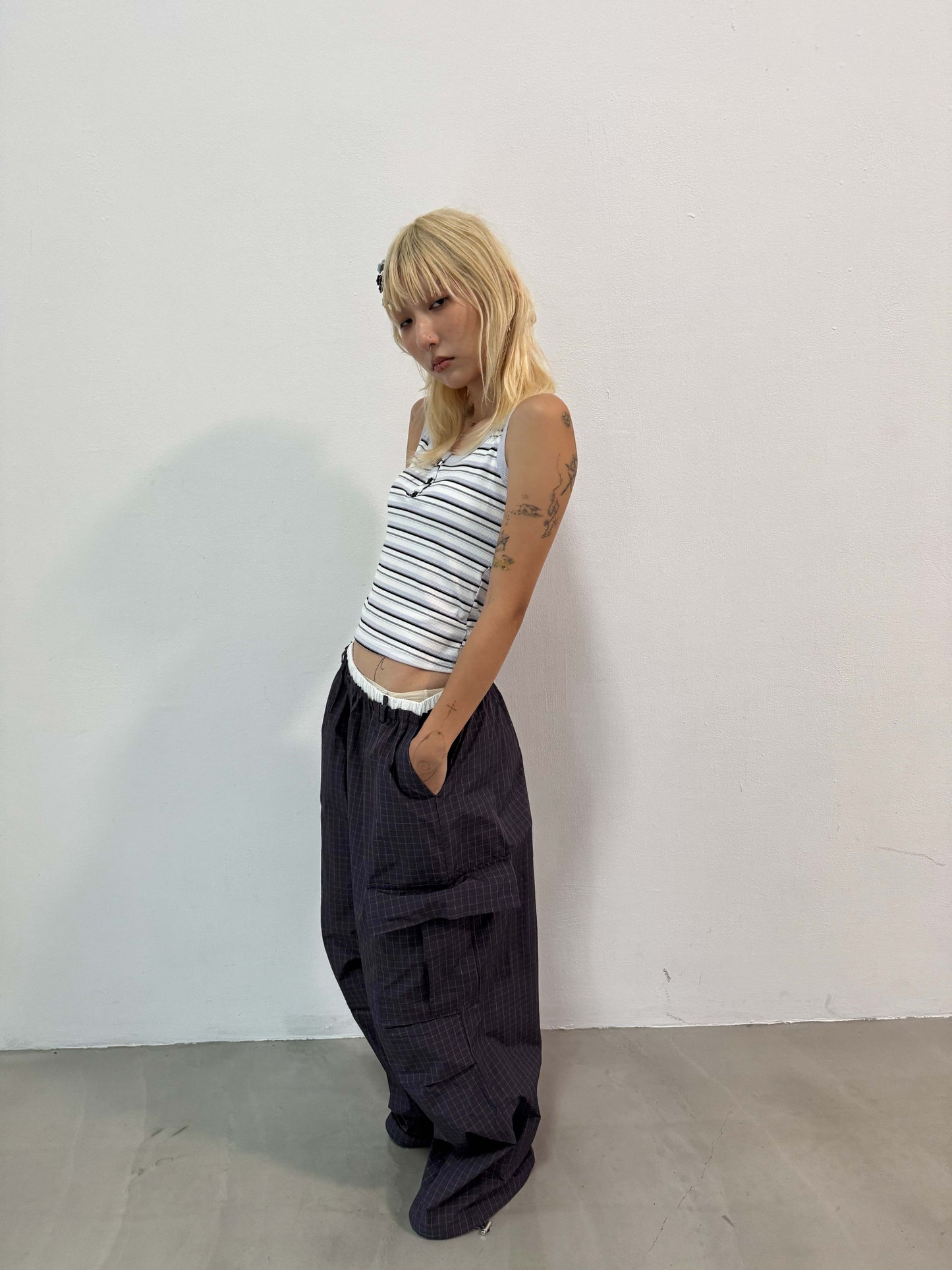 Layered Waist Grid Cargo Pants