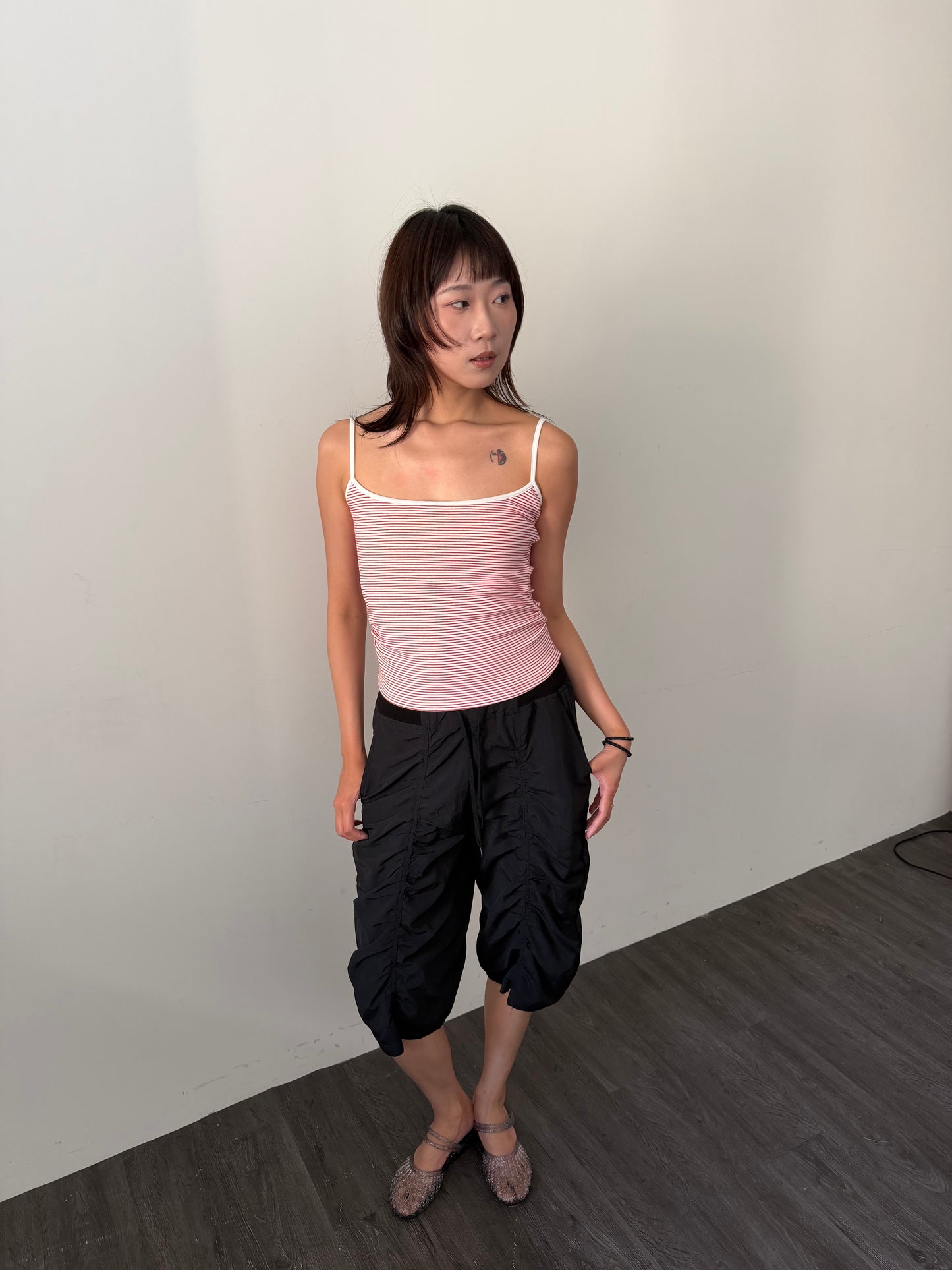 Thin-shouldered striped bra top