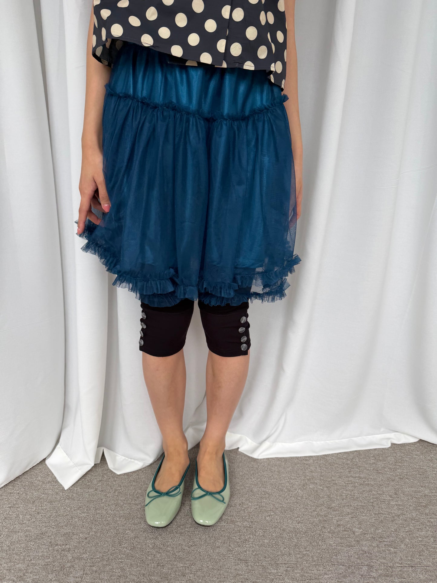 Puffy lace-trimmed mini skirt