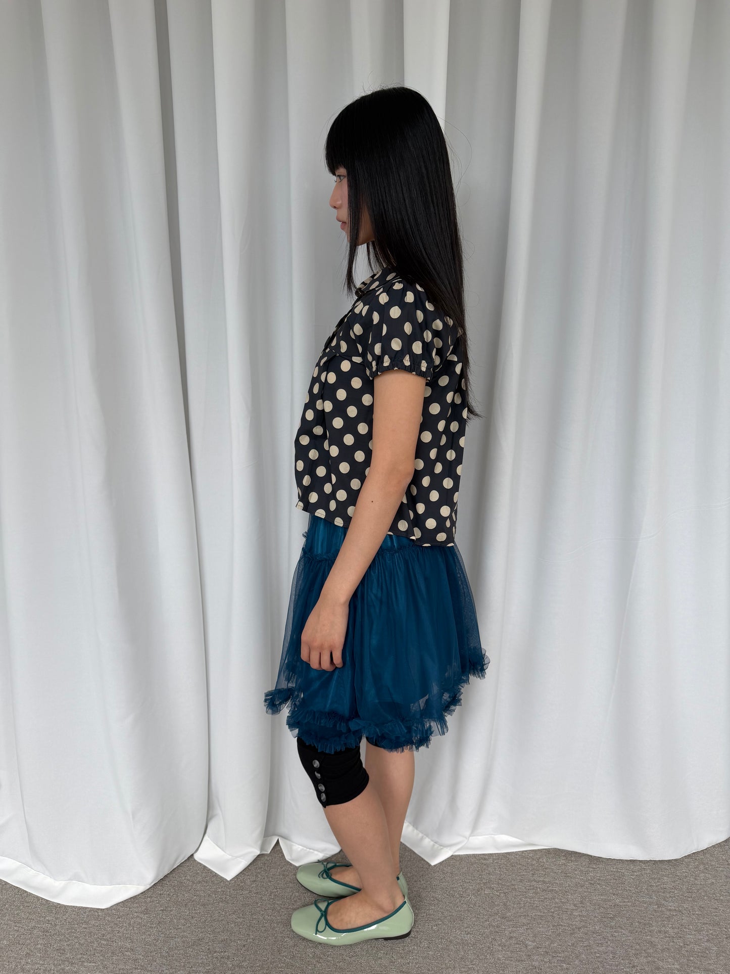 Puffy lace-trimmed mini skirt