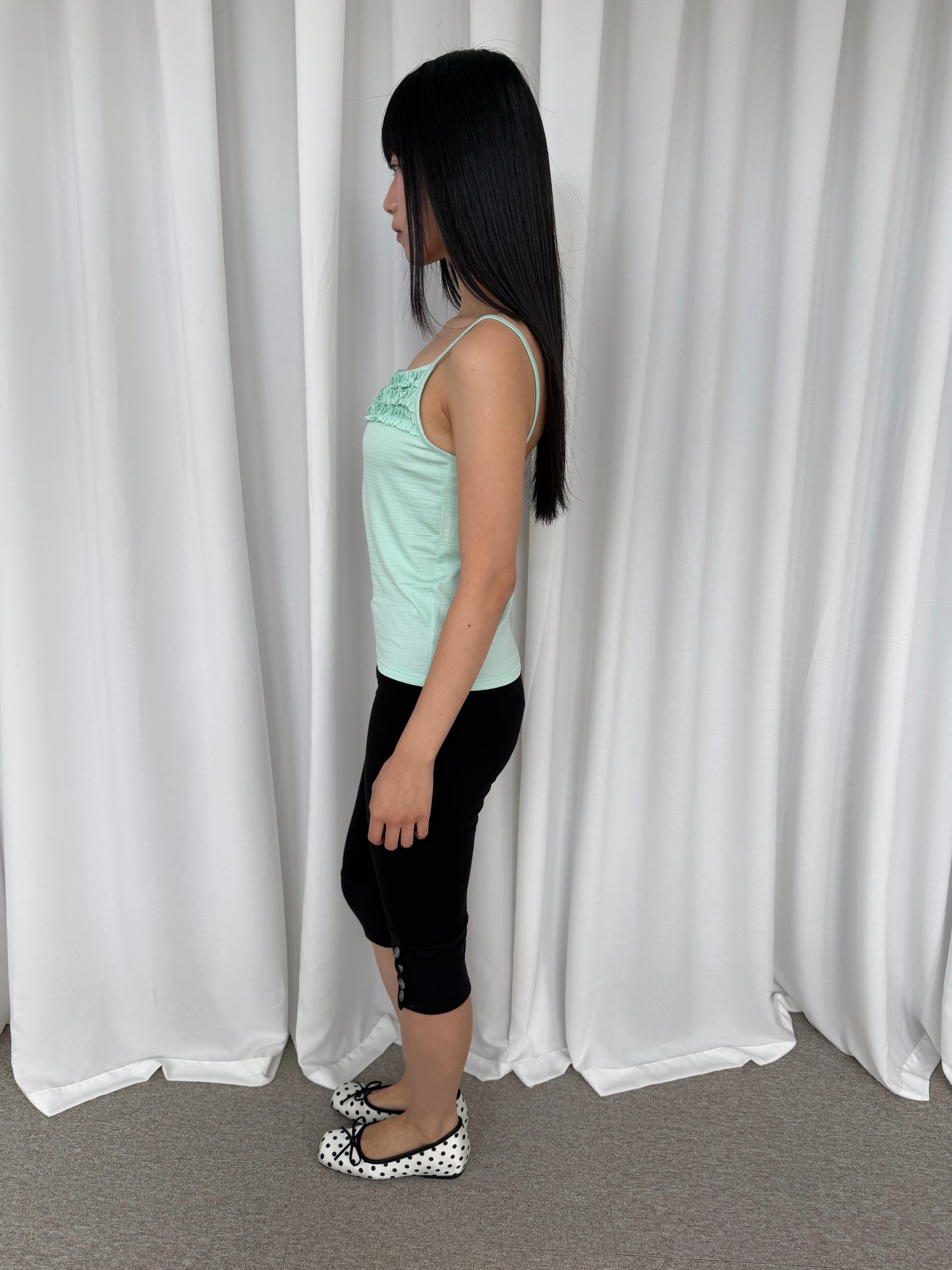 Button-Trim Capri Pants