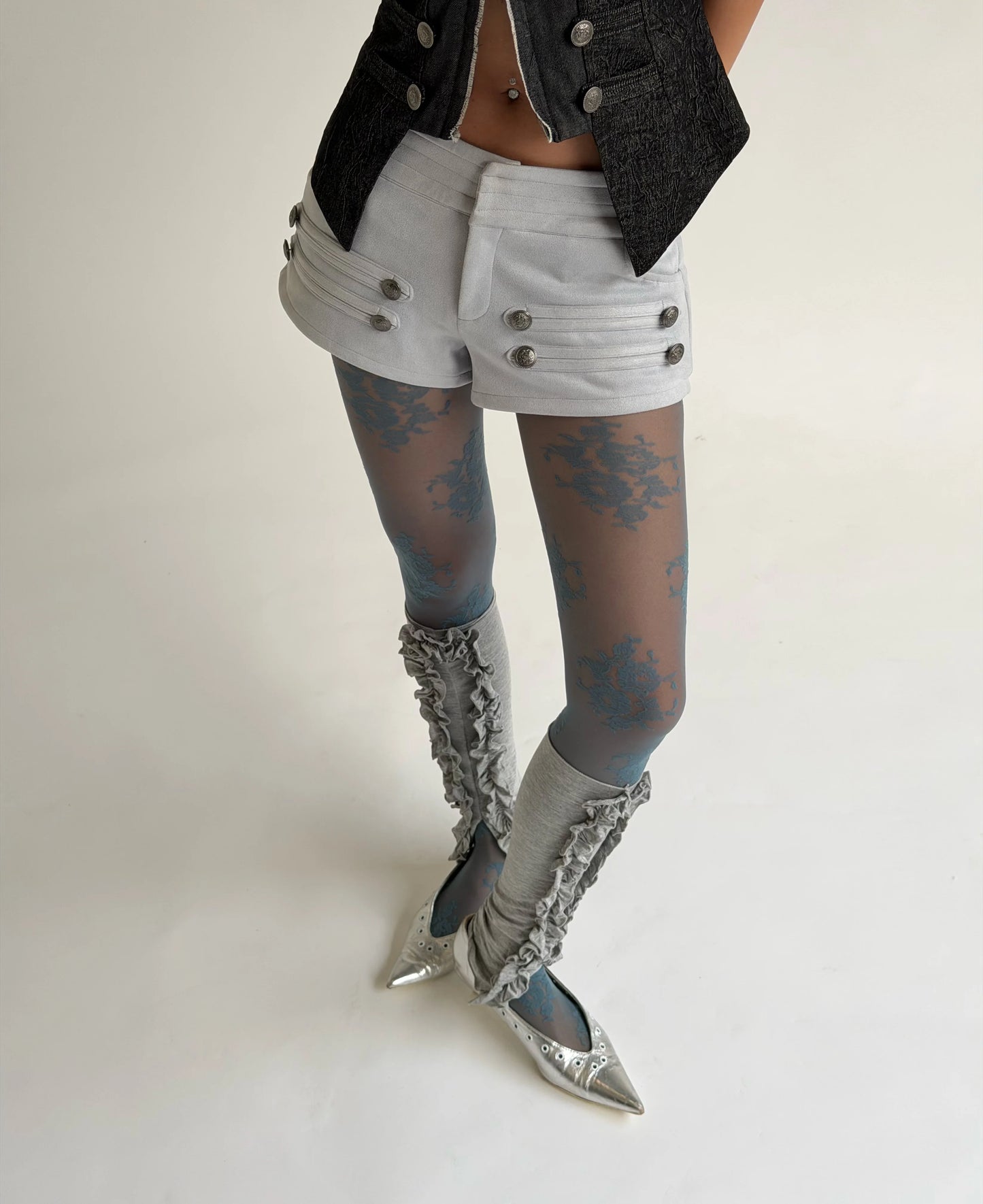 into.eight FADE SHORTS