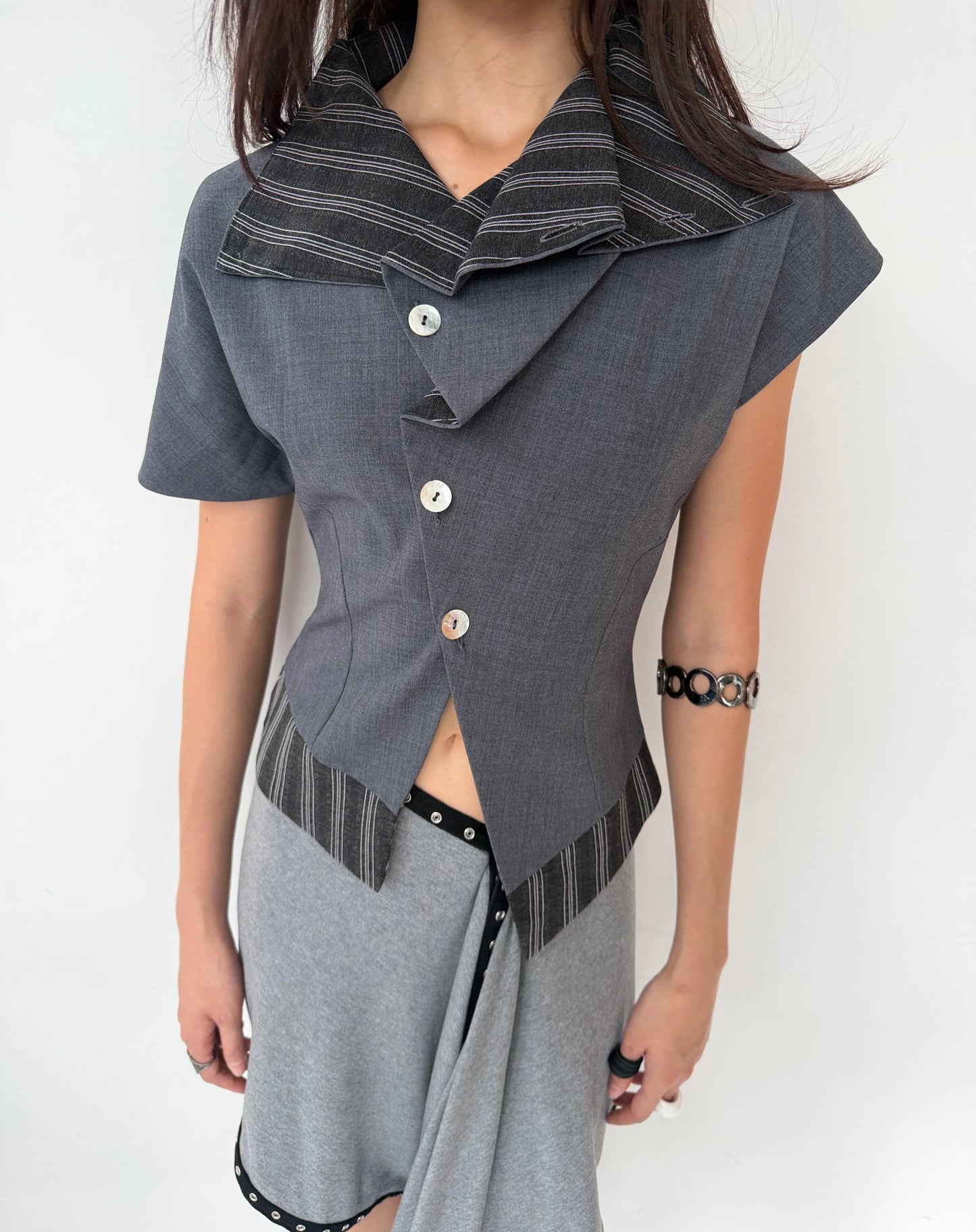 into.eight CIVIC TOP