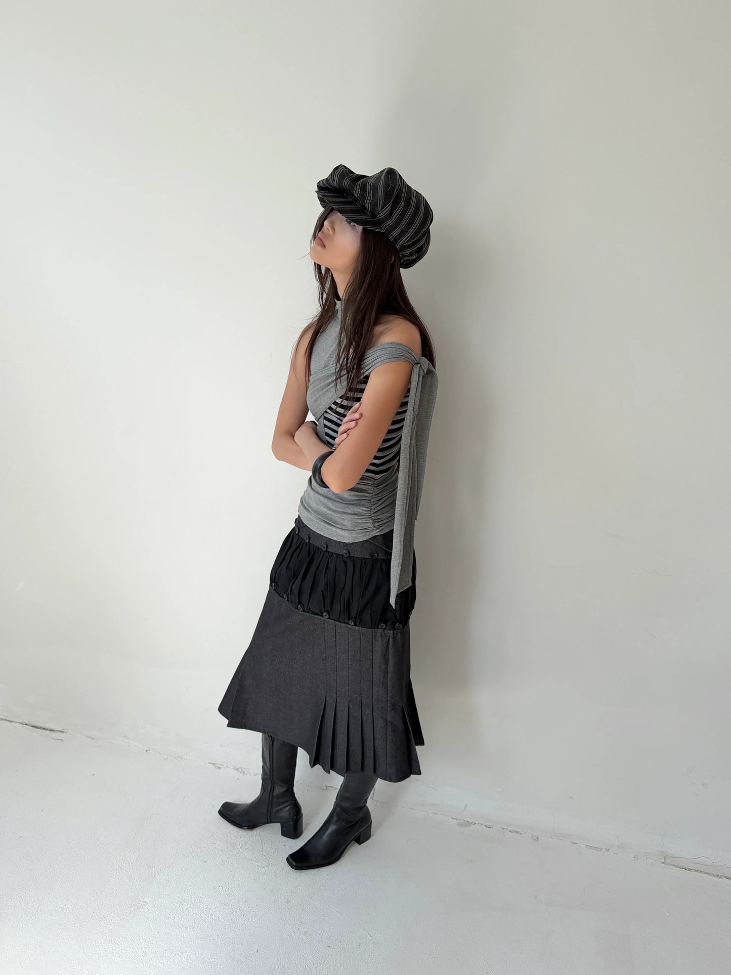 into.eight FACADE SKIRT