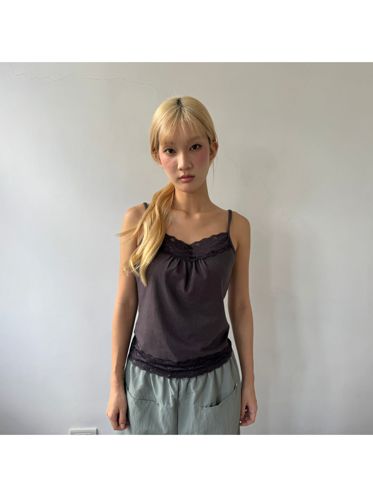 Lace-detail button-front tank top