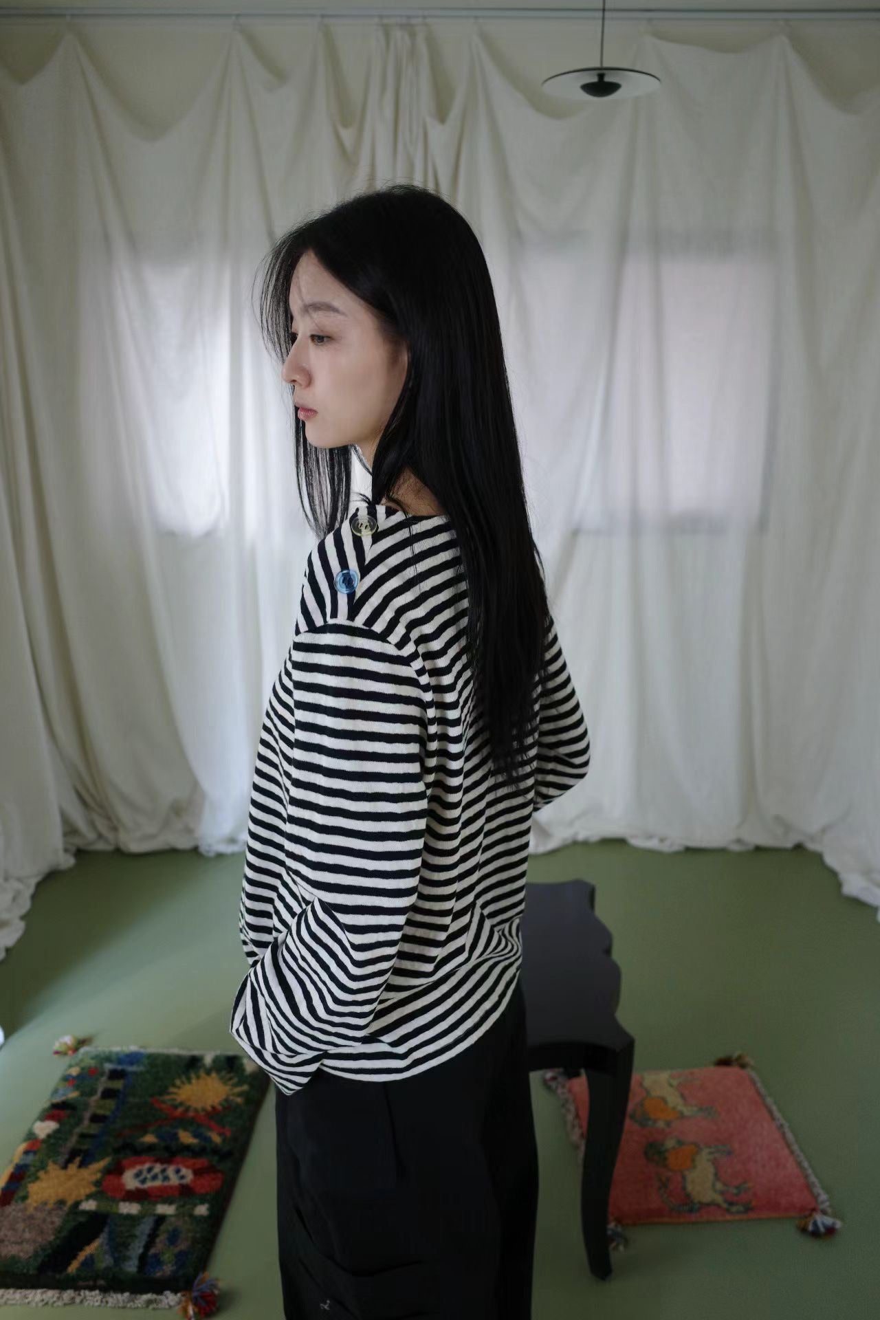 (8/31  收單） eee veronica color button stripe t shirt