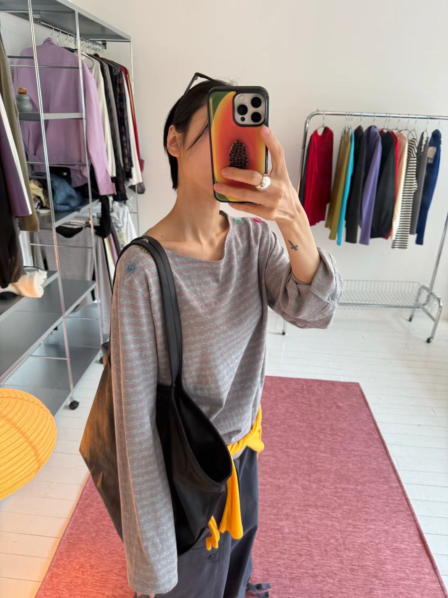 (8/31  收單） eee veronica color button stripe t shirt