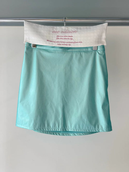 (8/31 收單） eee somebody pearl banding skirt