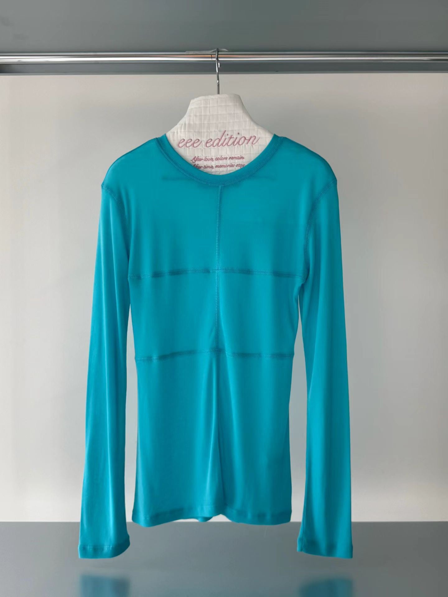 (8/31 收單） eee madeleine cross long sleeved t shirt